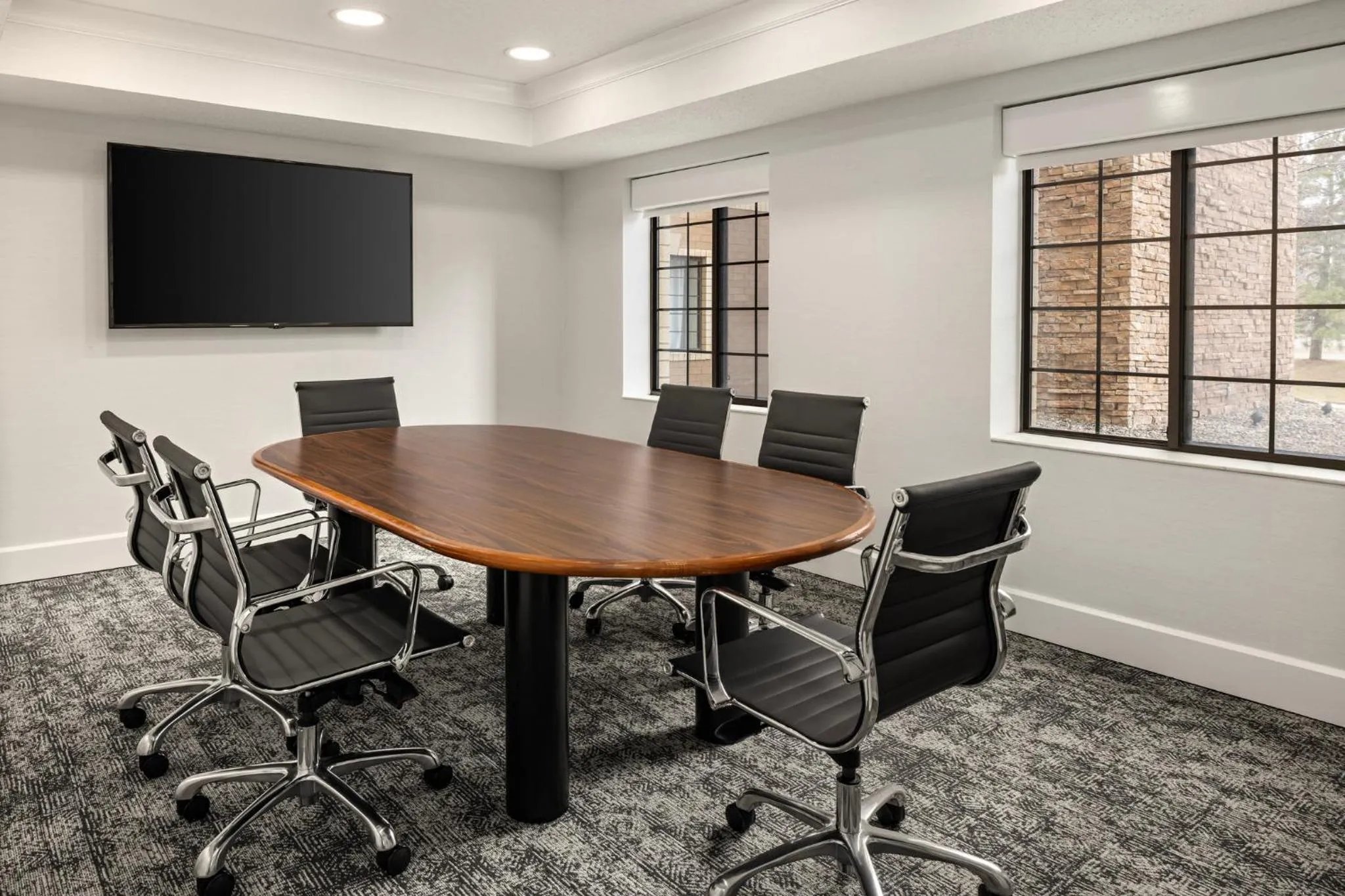 Meeting/conference room in Staybridge Suites Minneapolis-Maple Grove by IHG