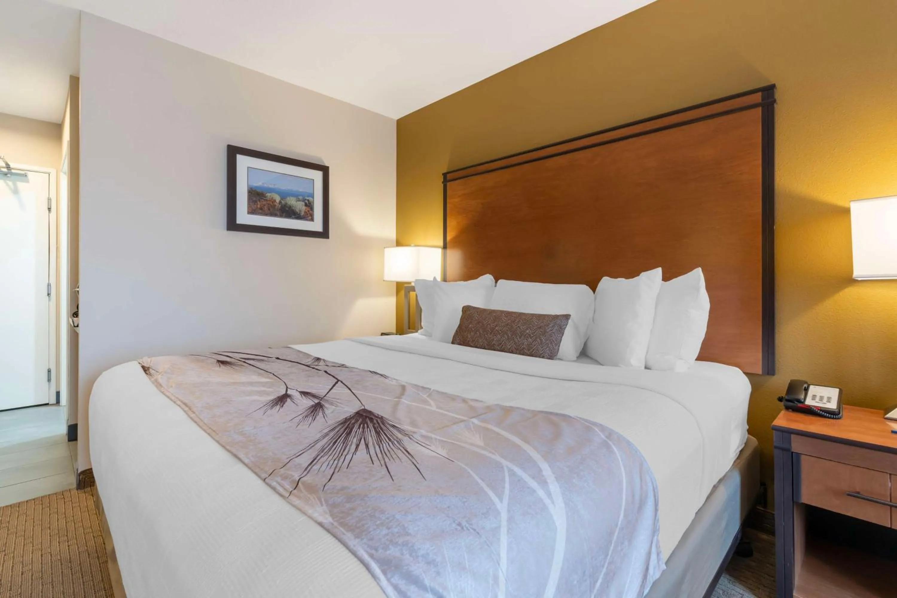 Bedroom, Bed in Best Western Bend North