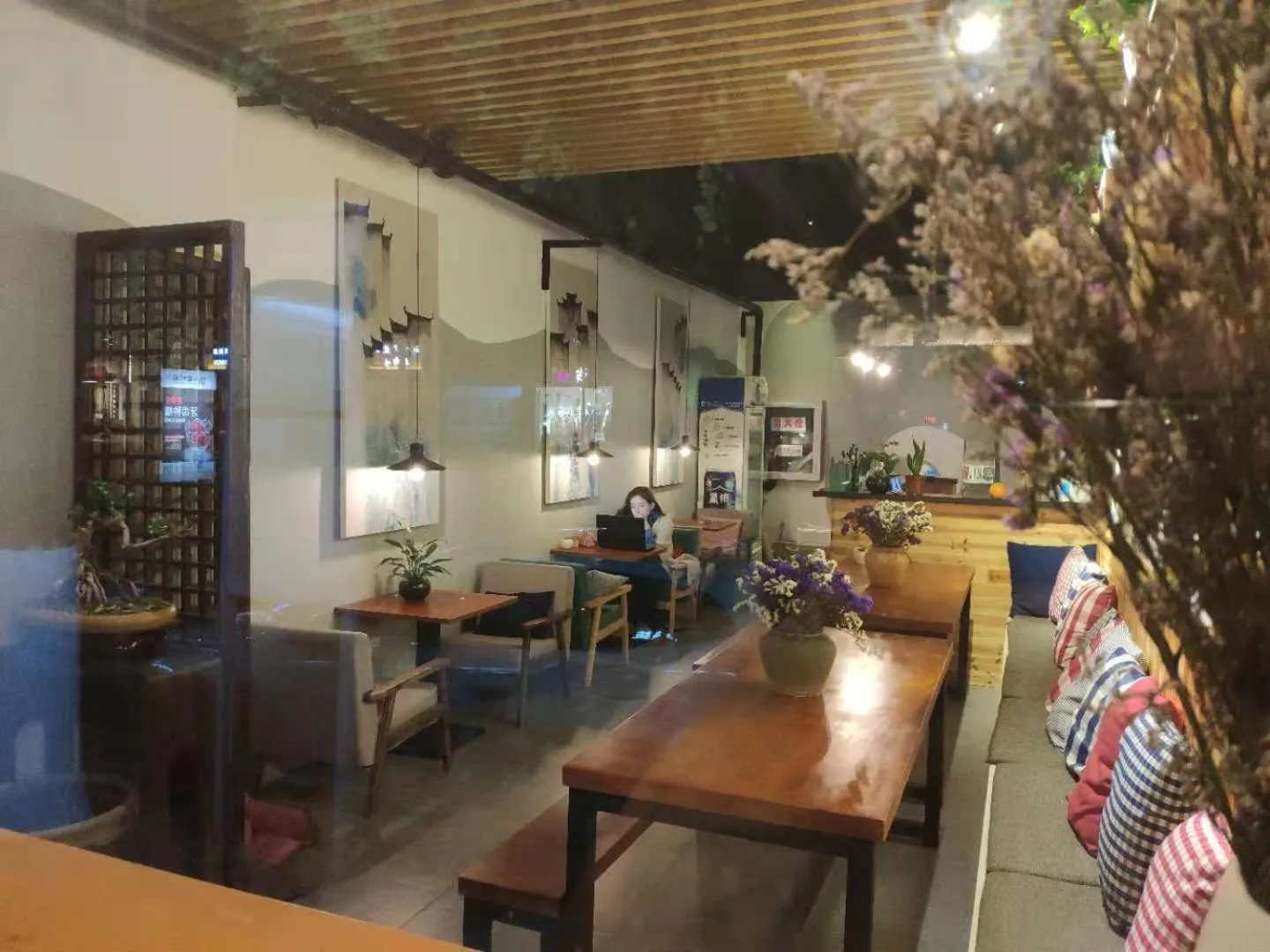 Night in Suzhou Blue Gate Youth Hostel