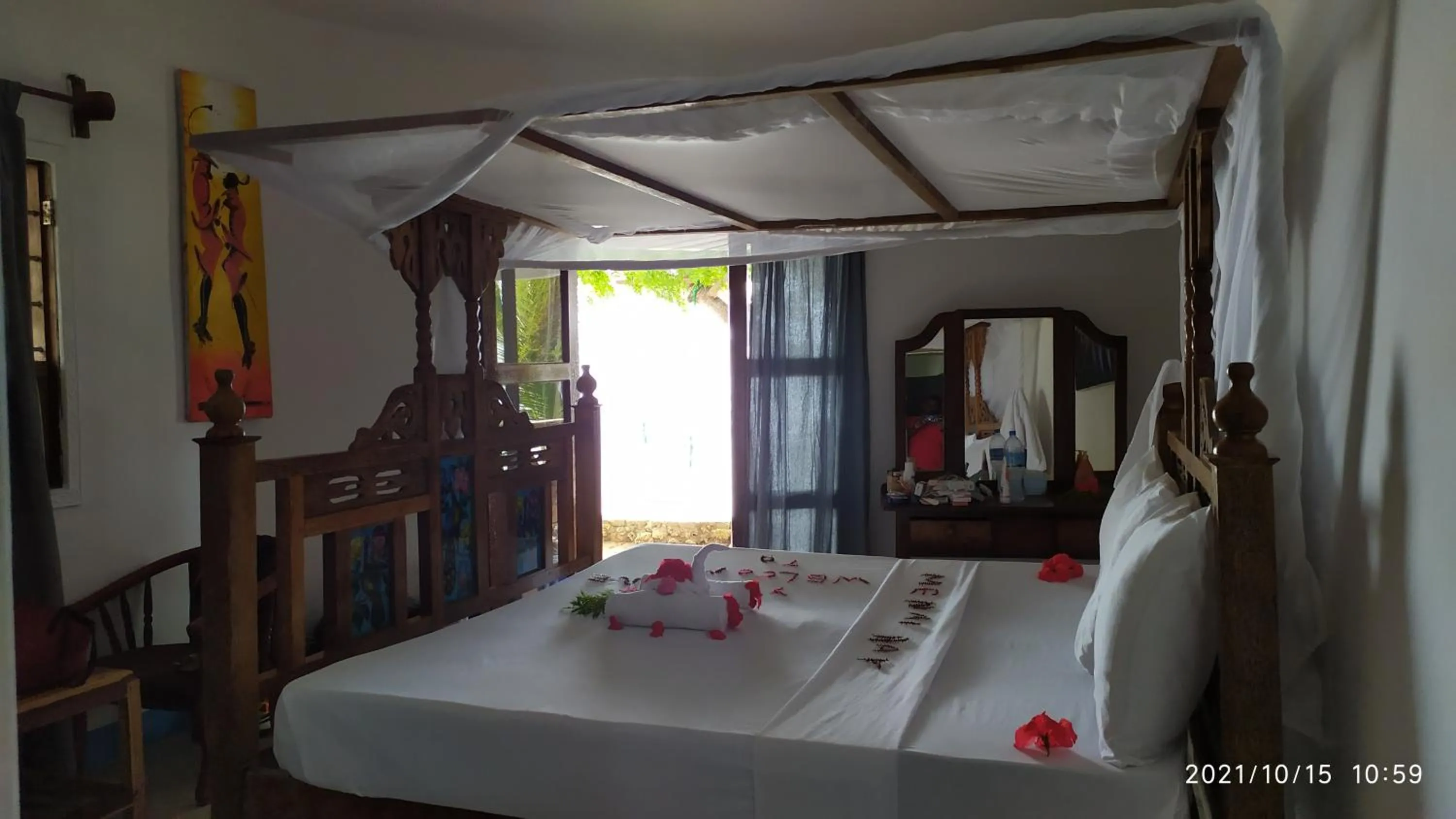 Photo of the whole room, Bed in Menai Bay Beach Bungalows