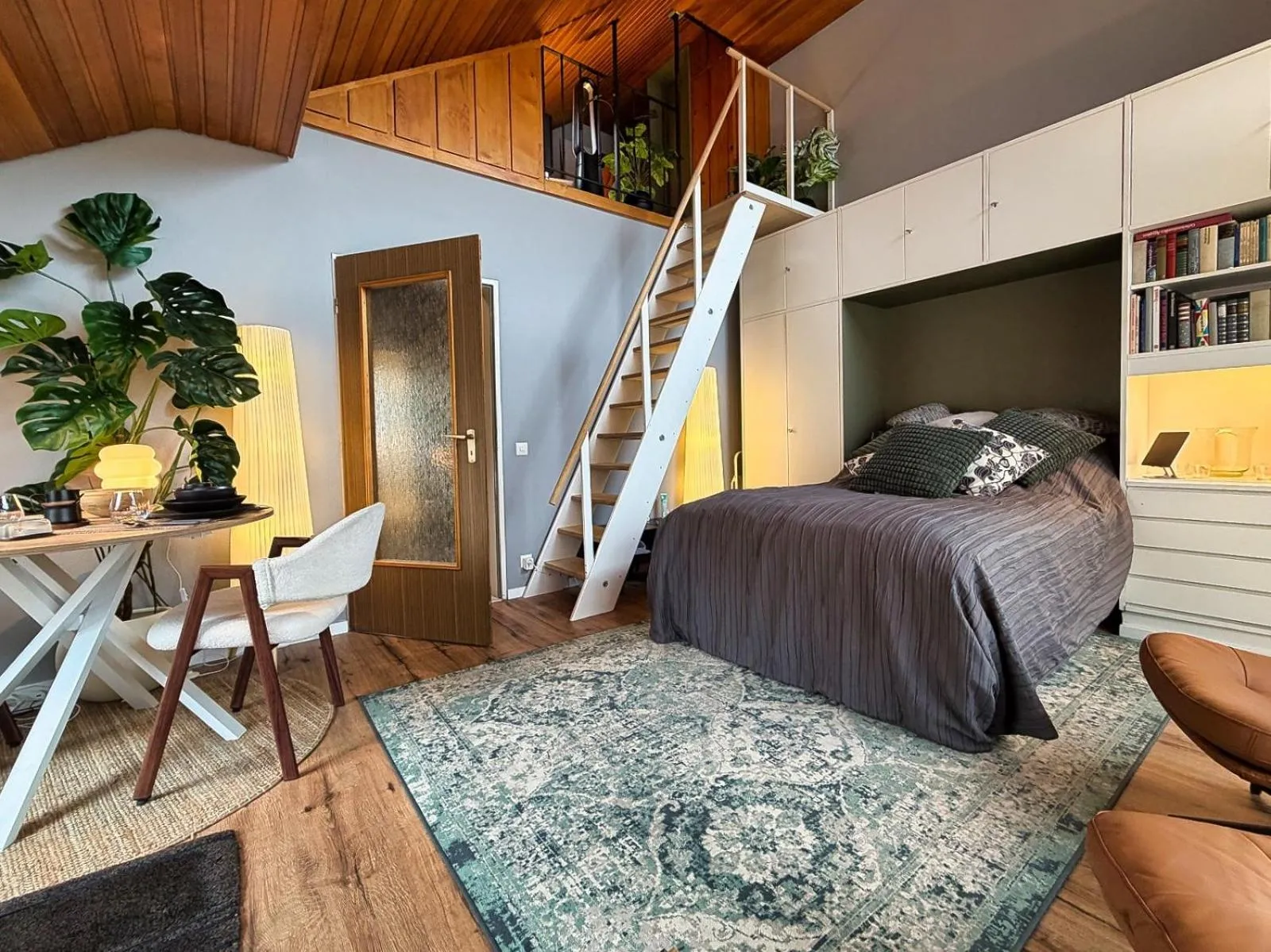 Property building, Bed in Eichenwald-Studio