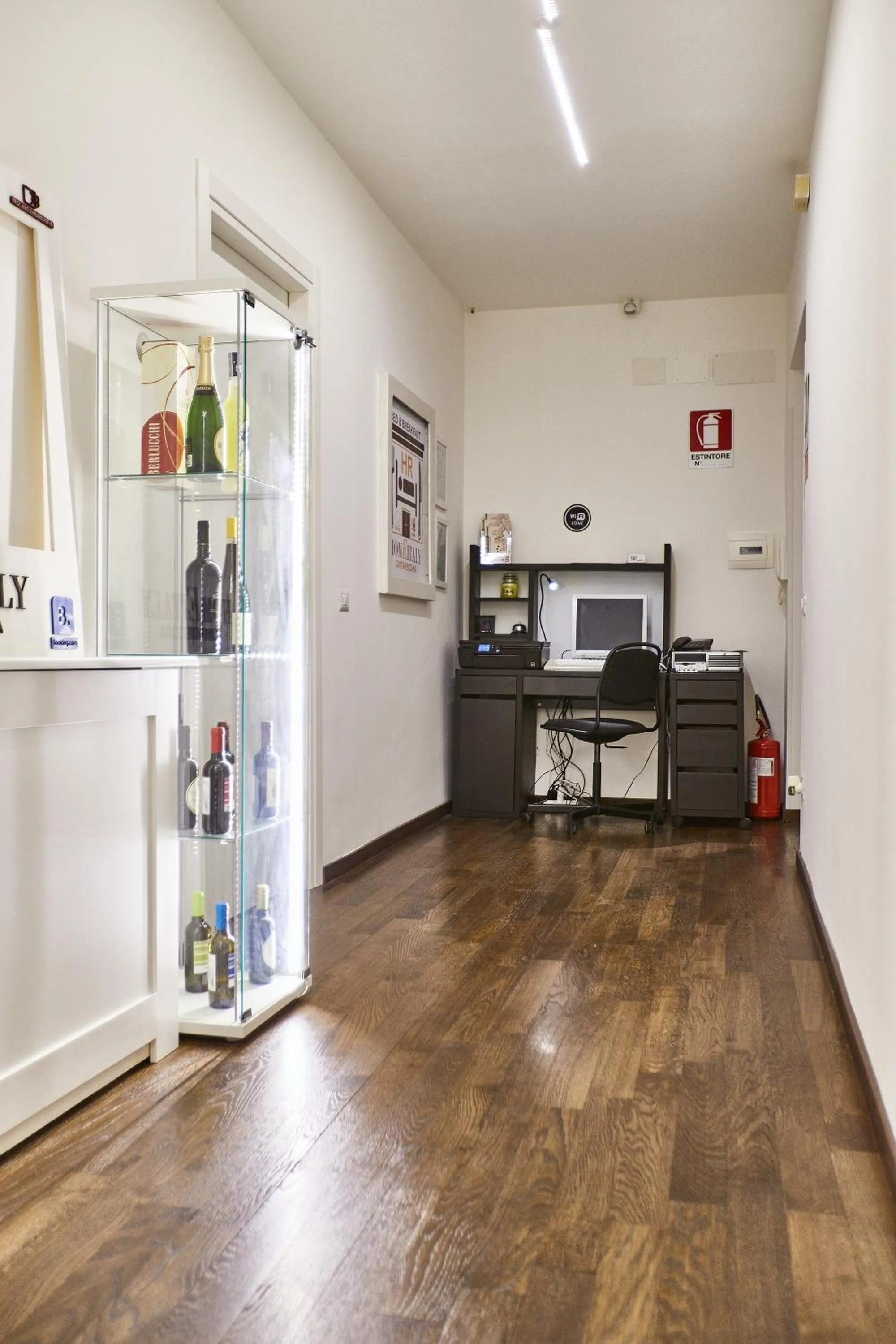 Internal: Not applicable to any particular room in BB HomEitaly Civitavecchia