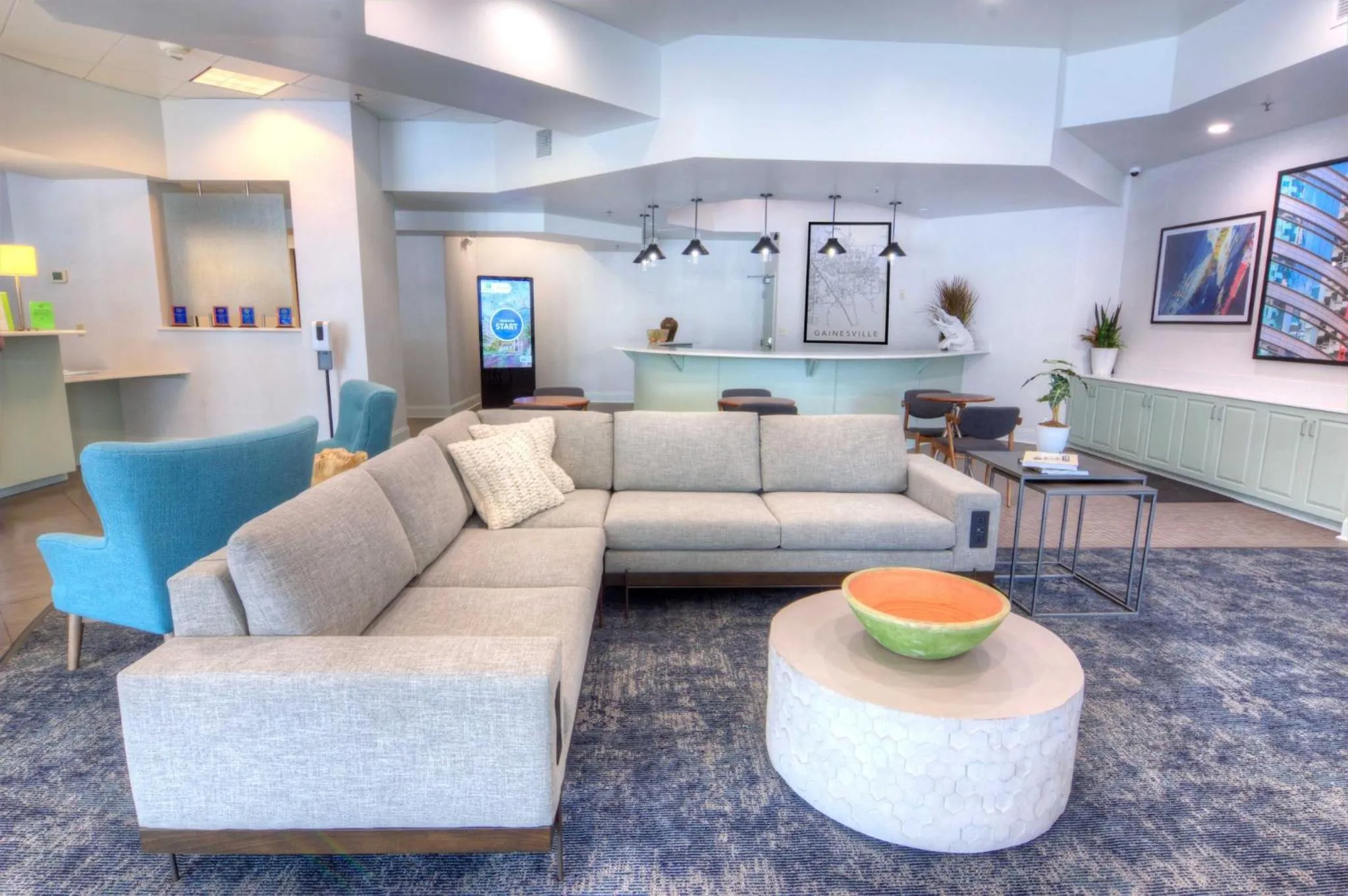 Property building in Holiday Inn Gainesville-University Center by IHG