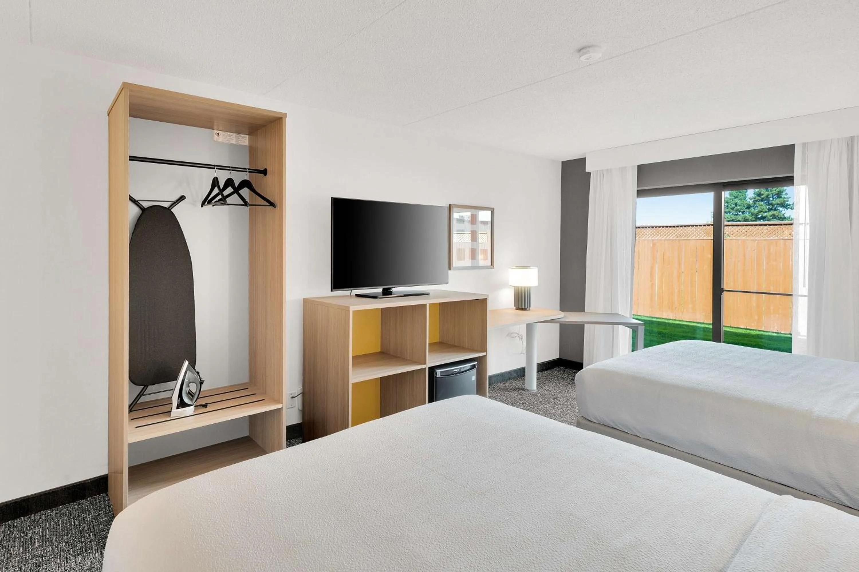 Bed in Spark By Hilton Toronto Markham