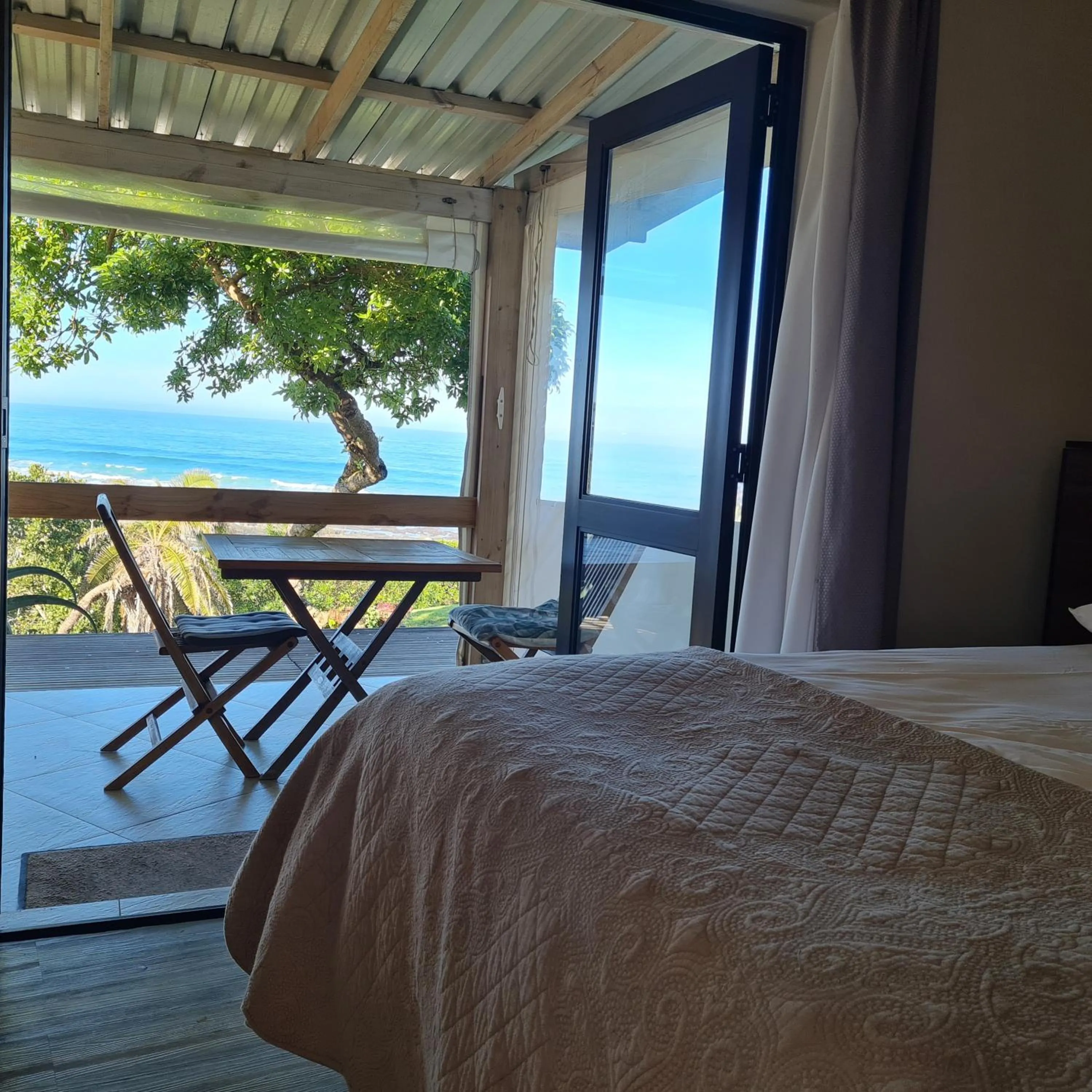 Bed in Casa Seaviews