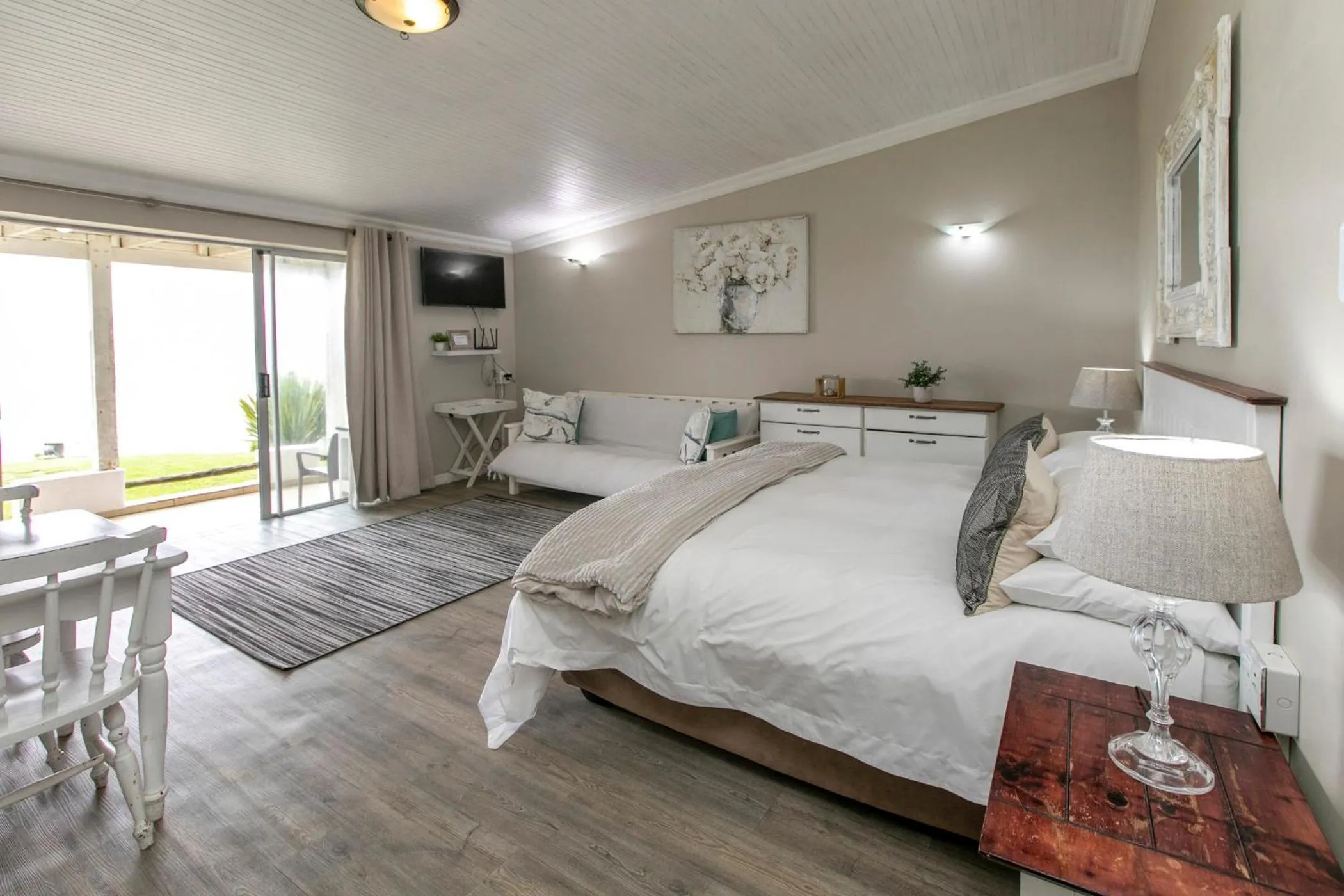 Bed in Casa Seaviews