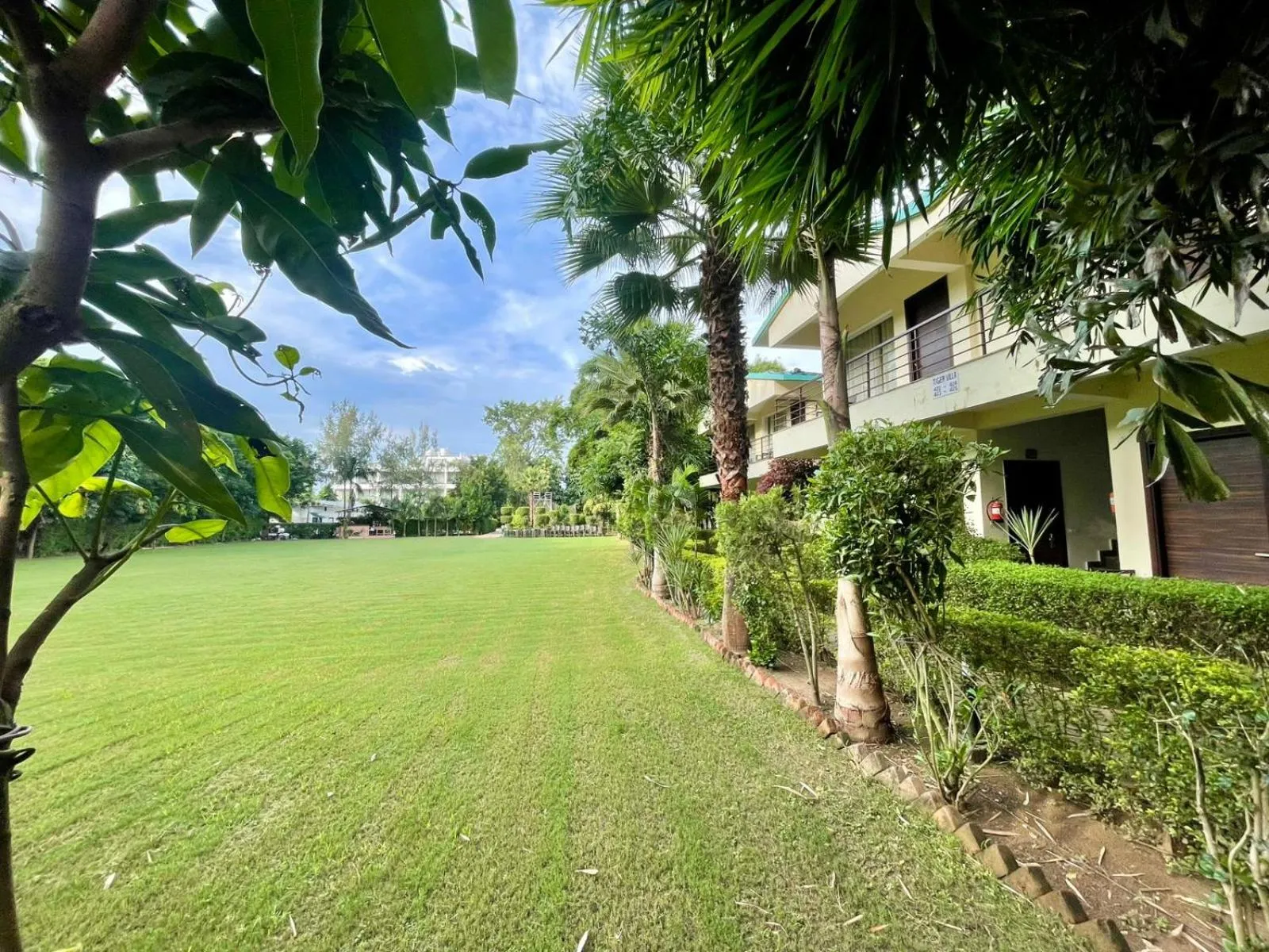 Garden in Winsome Resort & Spa Corbett