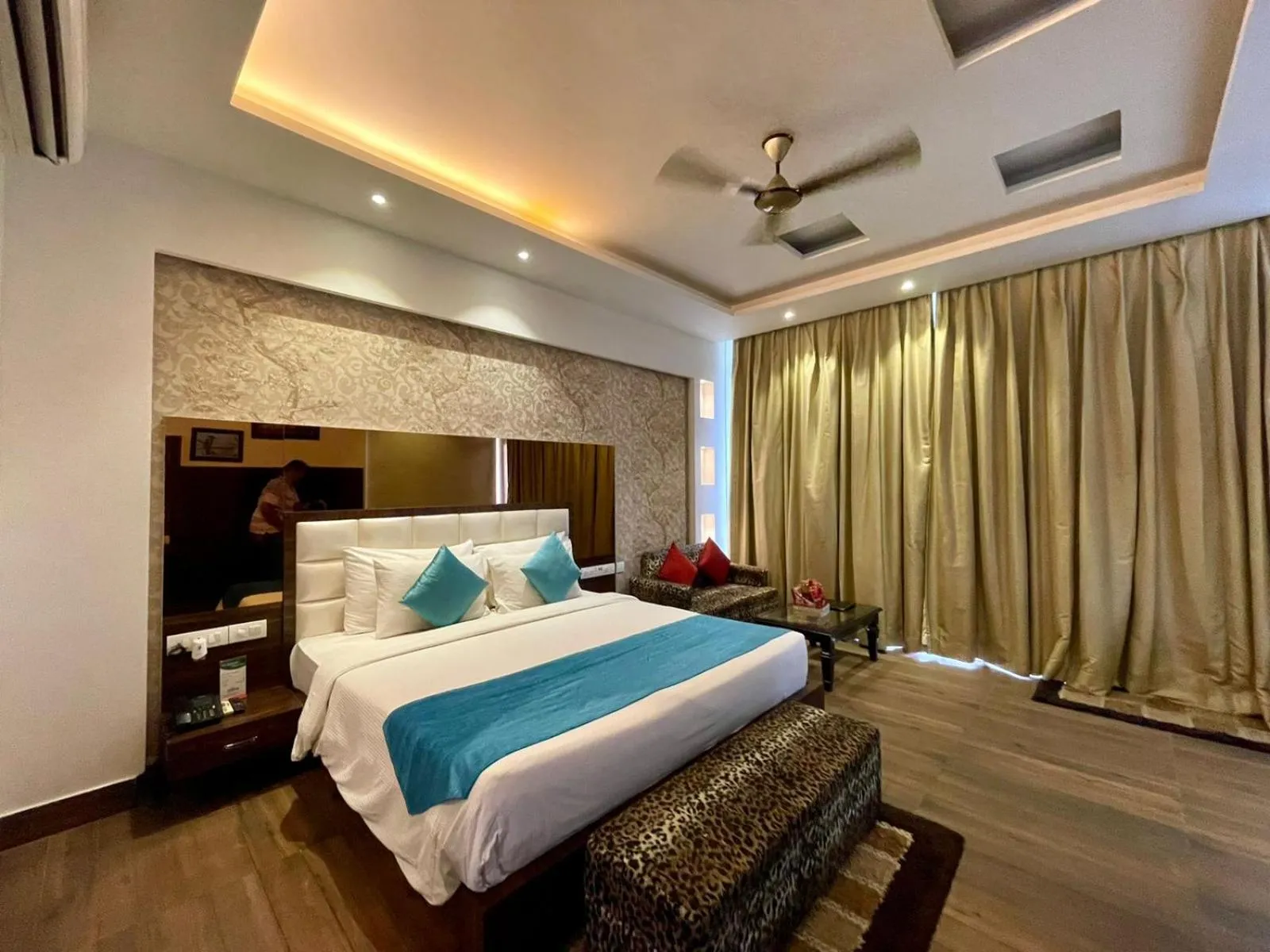 Bed in Winsome Resort & Spa Corbett