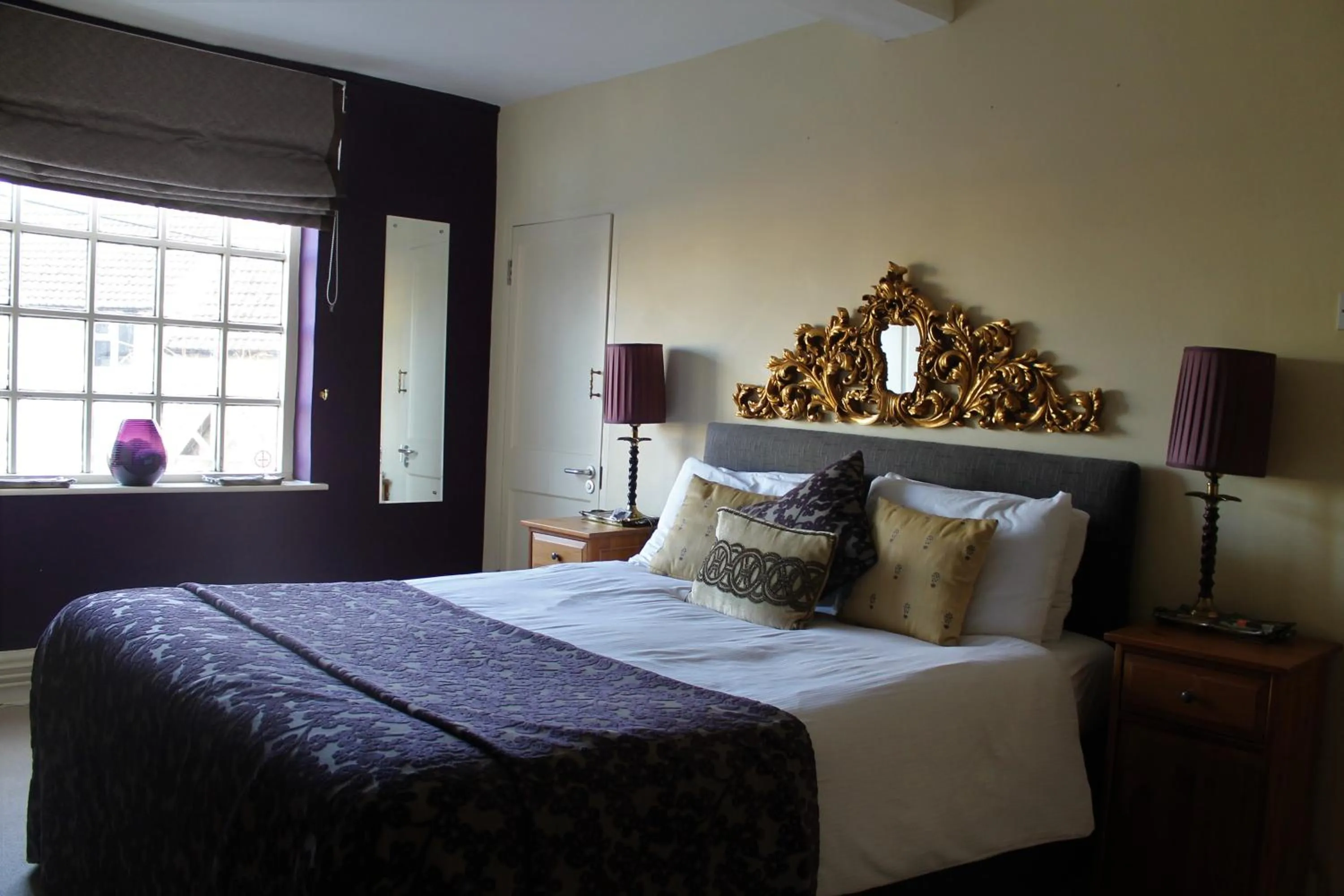 Bed in The Queens Head