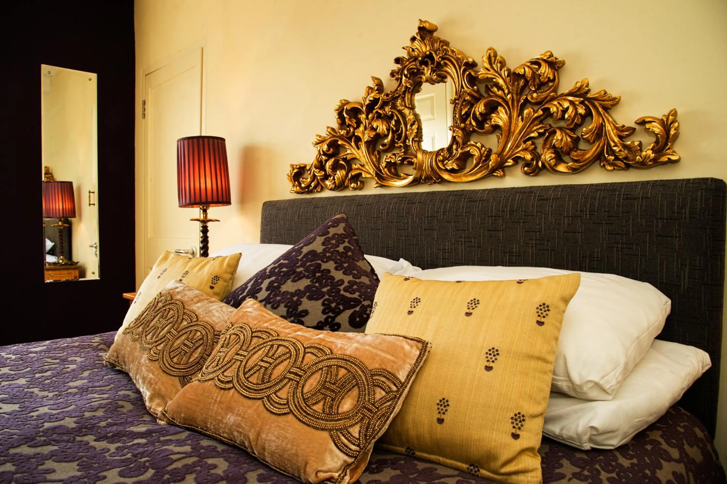 Bed in The Queens Head