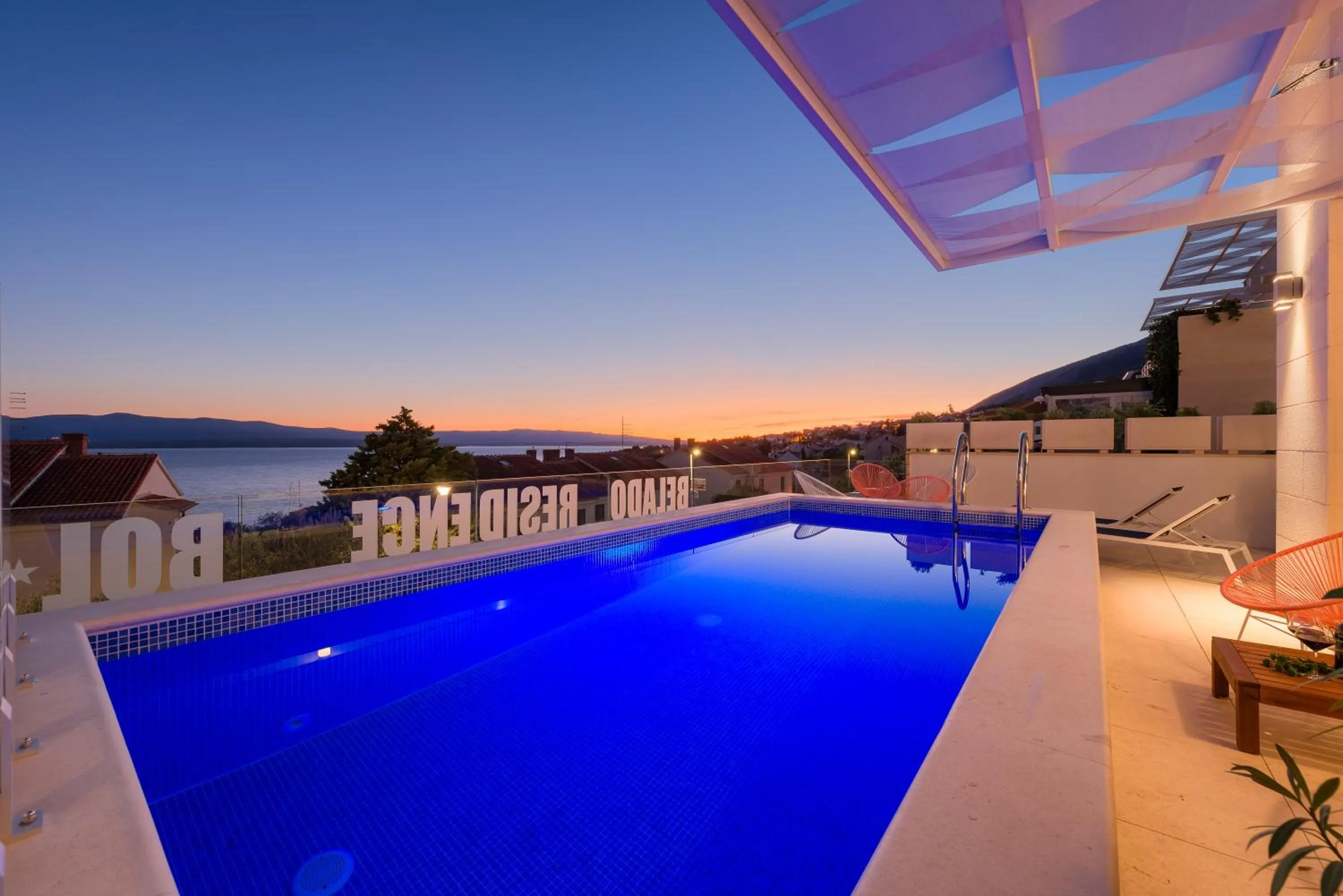 Swimming pool in Belado Residence Bol