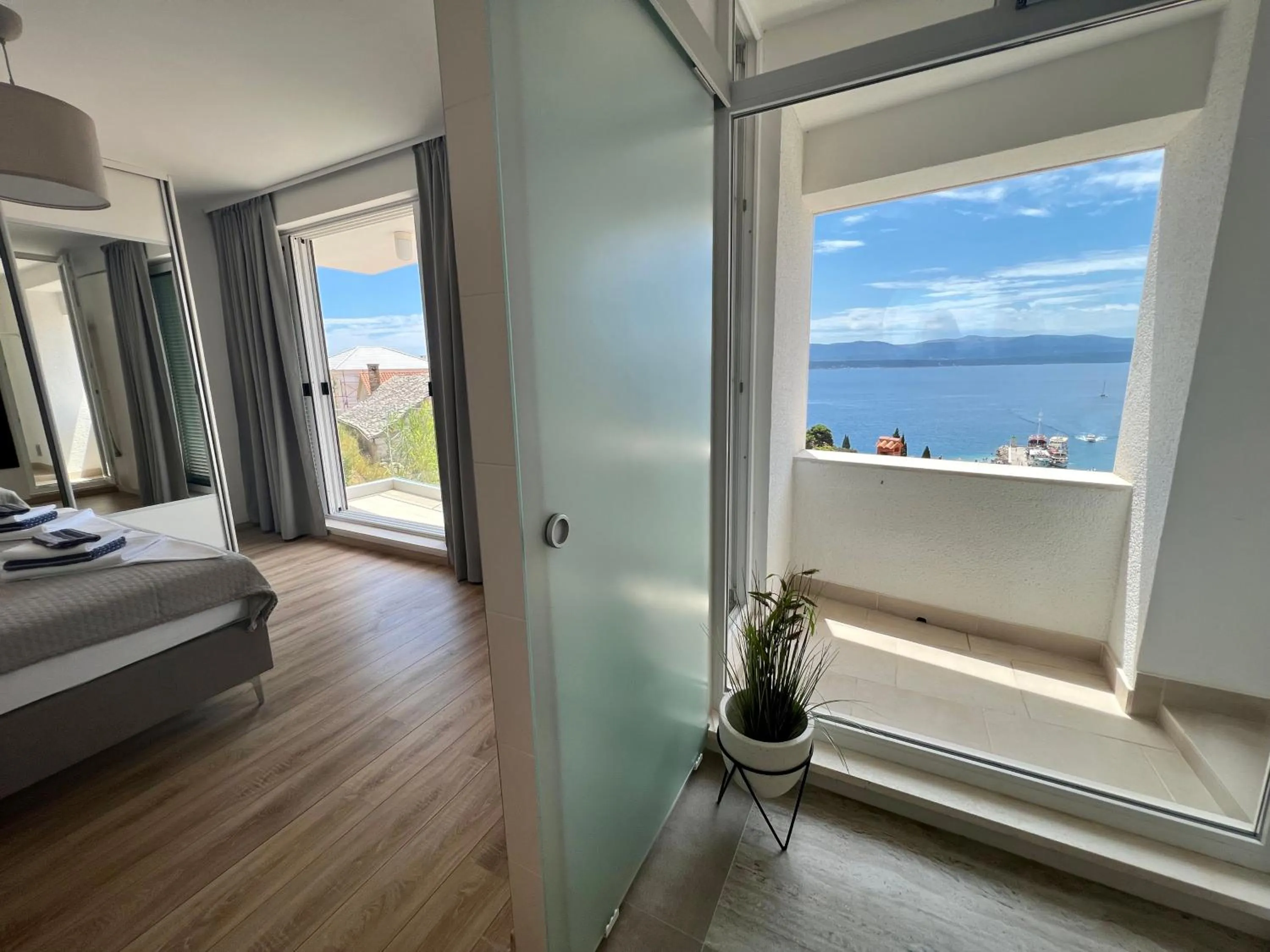 Bathroom, Bed in Belado Residence Bol