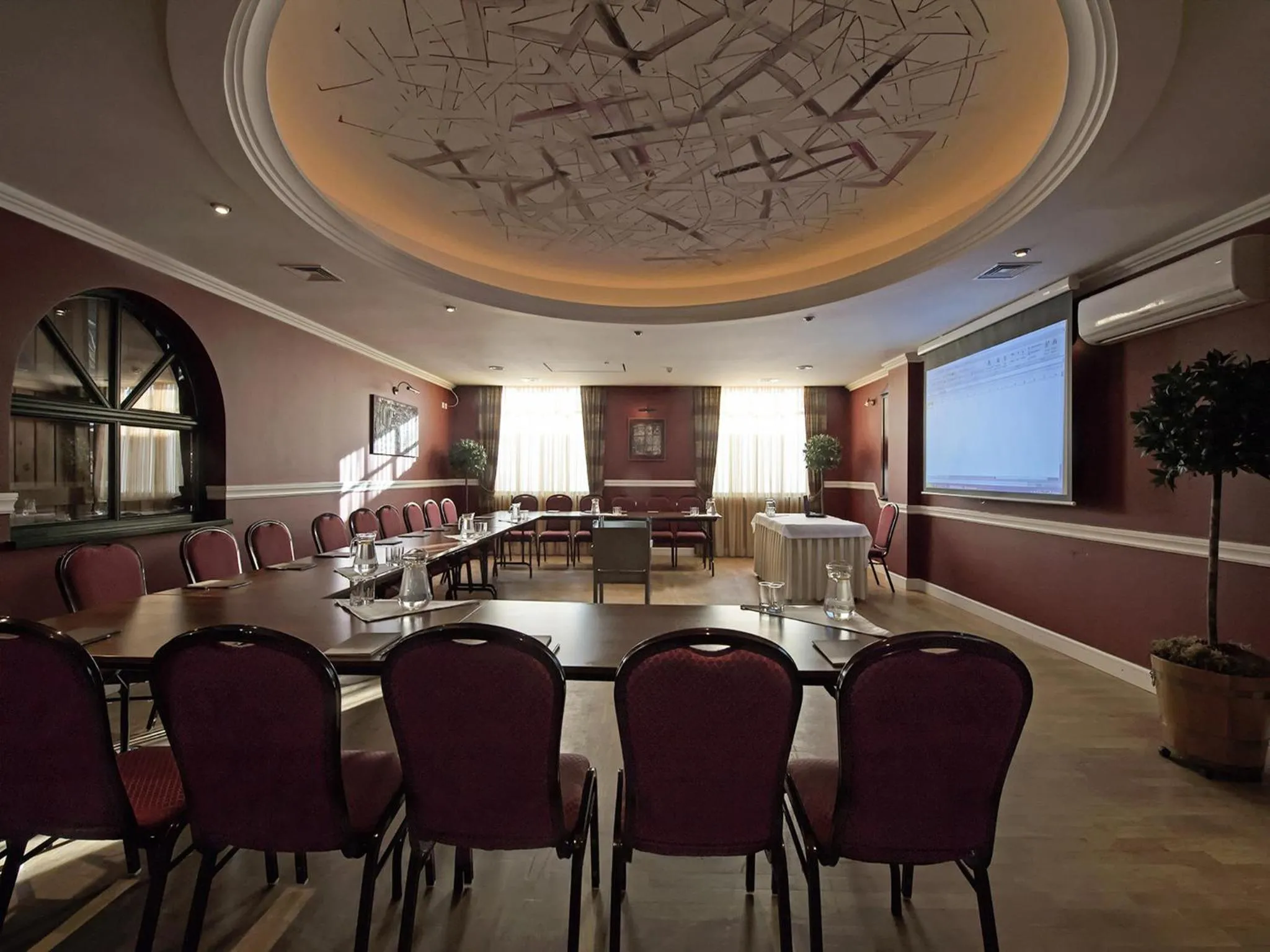 Business facilities in Warmia Park