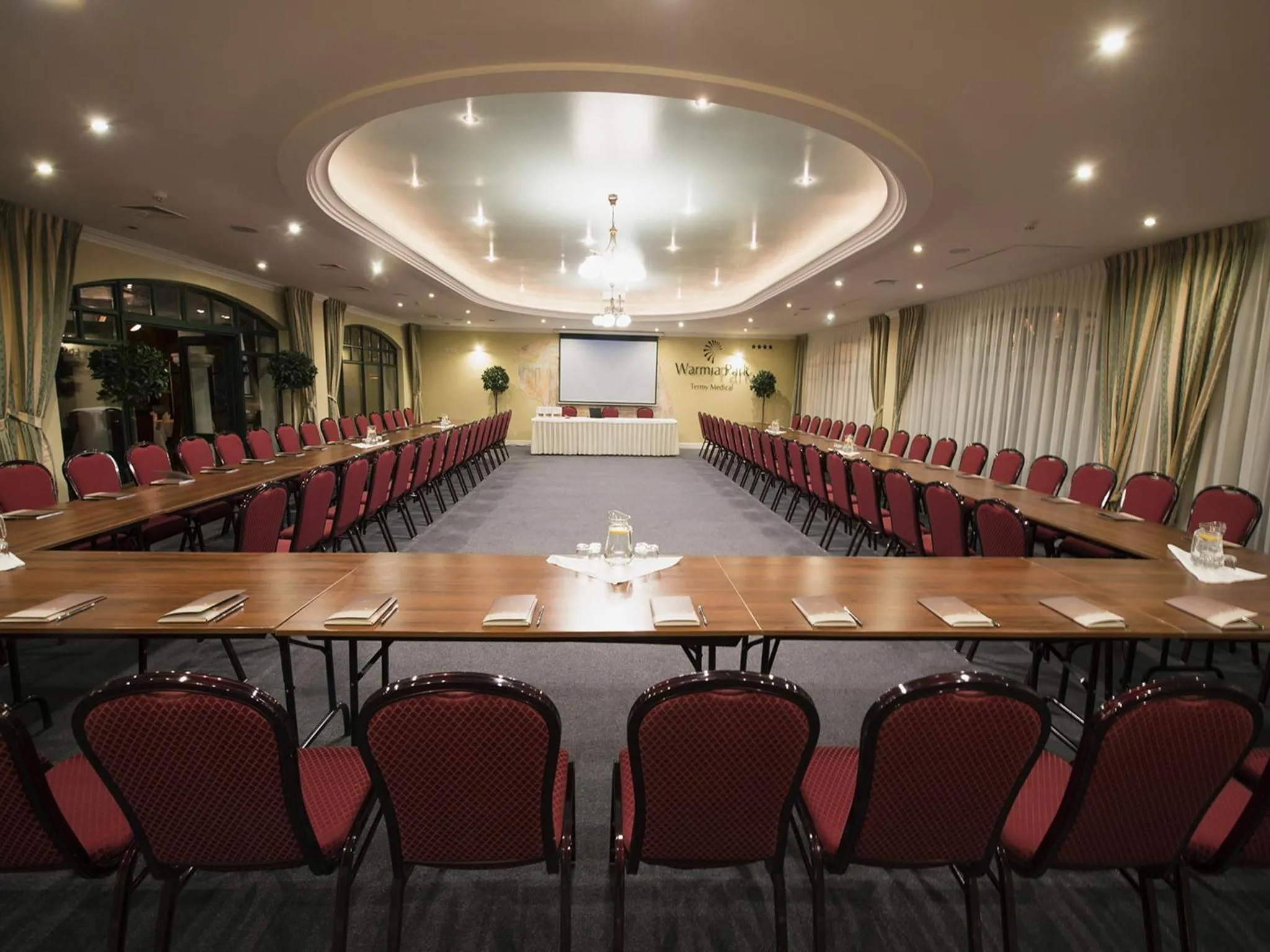 Business facilities in Warmia Park