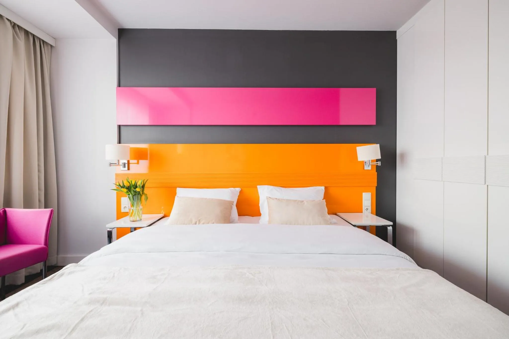 Photo of the whole room, Bed in METROPOL Hotel Katowice