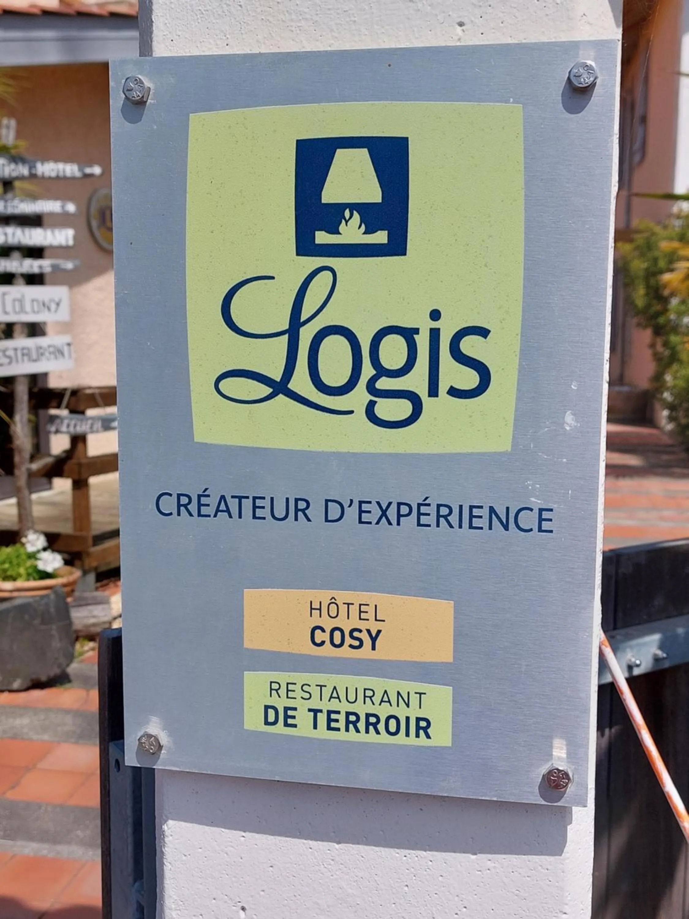 Property logo or sign in LOGIS HOTELS - Hôtel et Restaurant L'Océana