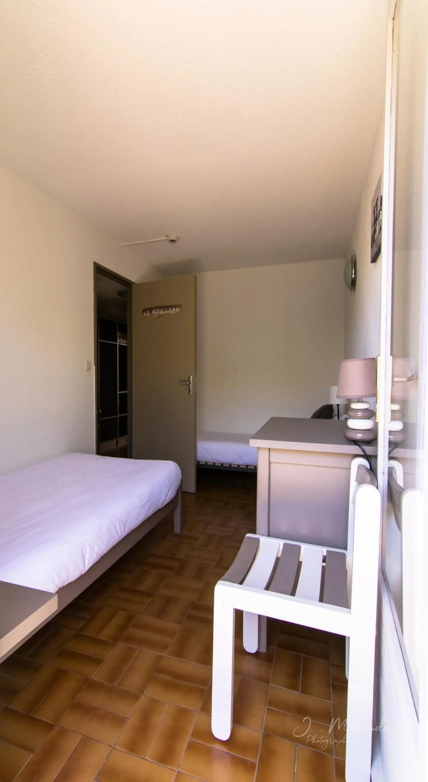 Bedroom, Bed in LOGIS HOTELS - Hôtel et Restaurant L'Océana