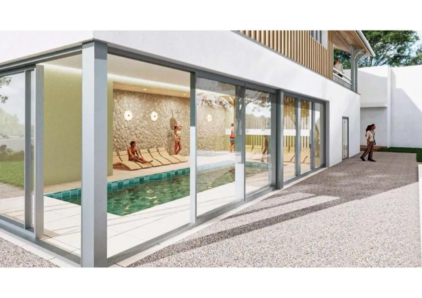 Swimming pool in LOGIS HOTELS - Hôtel et Restaurant L'Océana