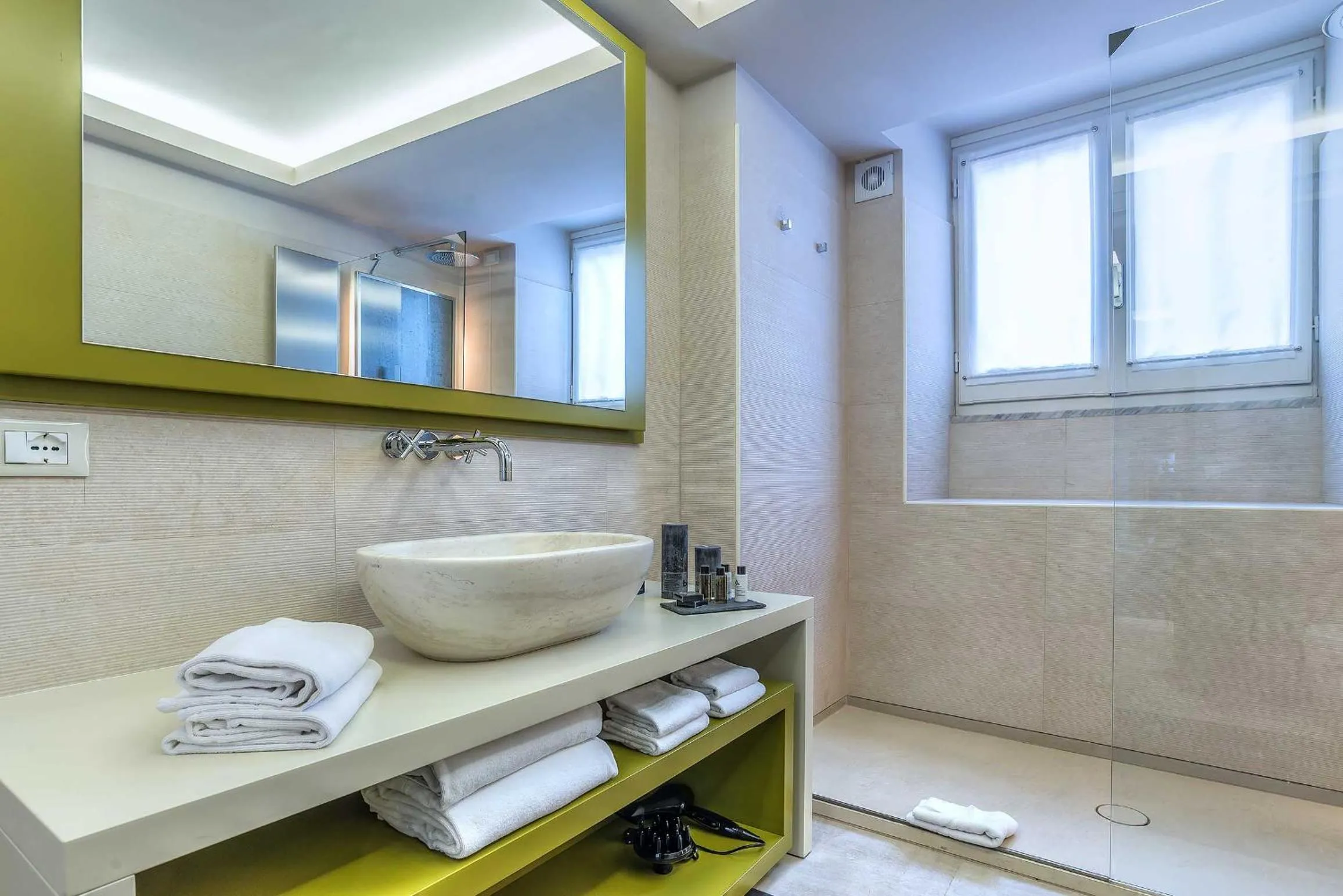 Via Veneto Prestige Rooms