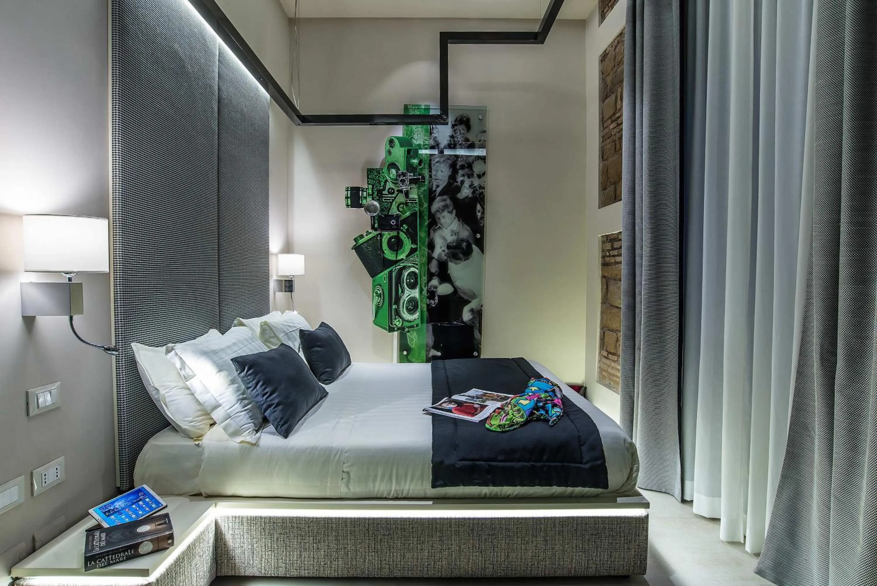 Photo of the whole room, Bed in Via Veneto Prestige Rooms