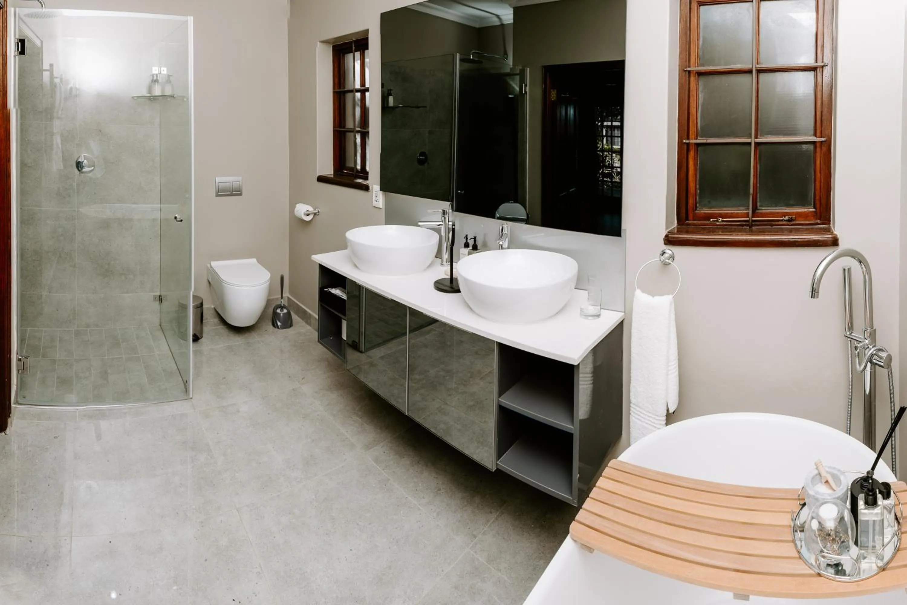 Bathroom in Kanonkop House