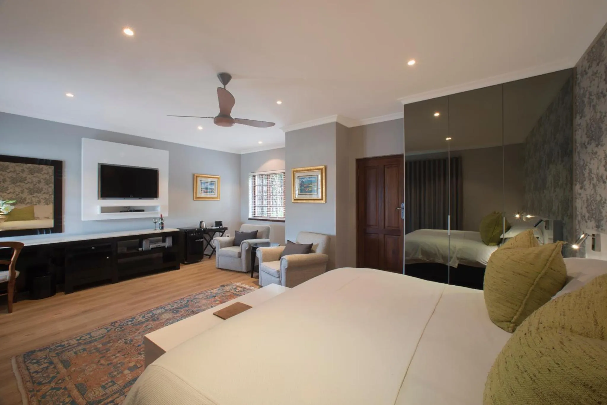 Bedroom, Bed in Kanonkop House