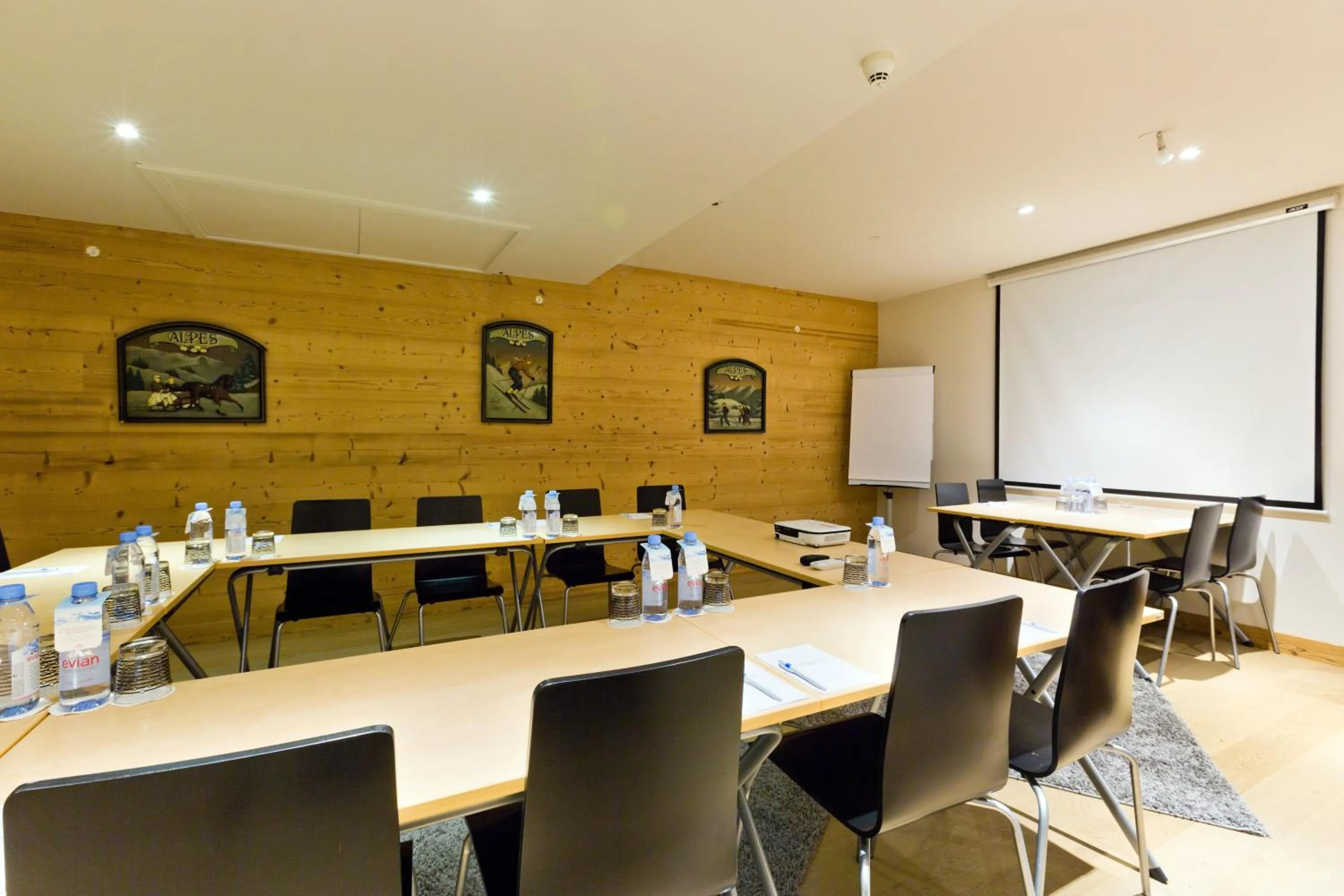 Business facilities in La Croix de Savoie & Spa