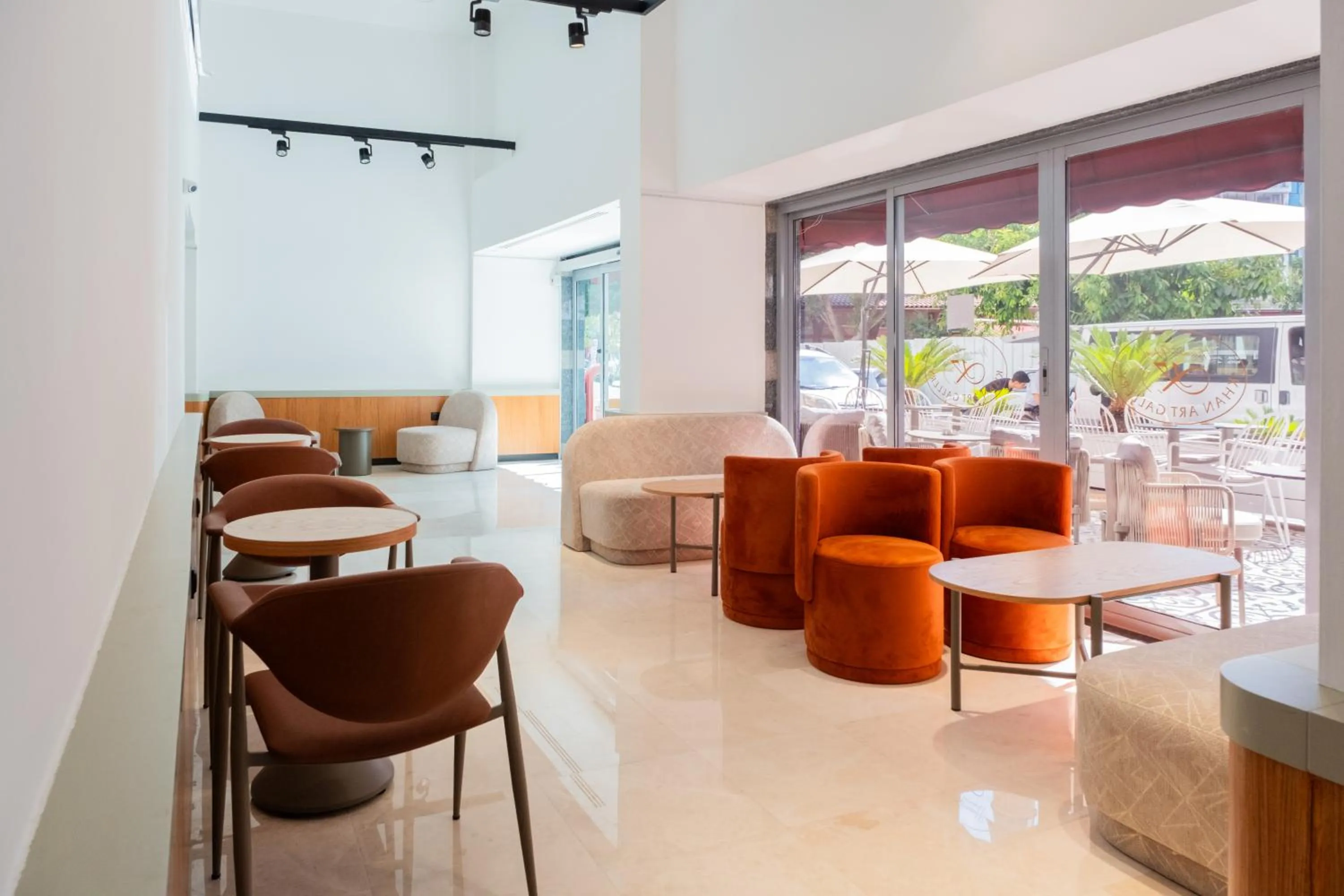 Coffee/tea facilities in Best Western Plus Khan Hotel