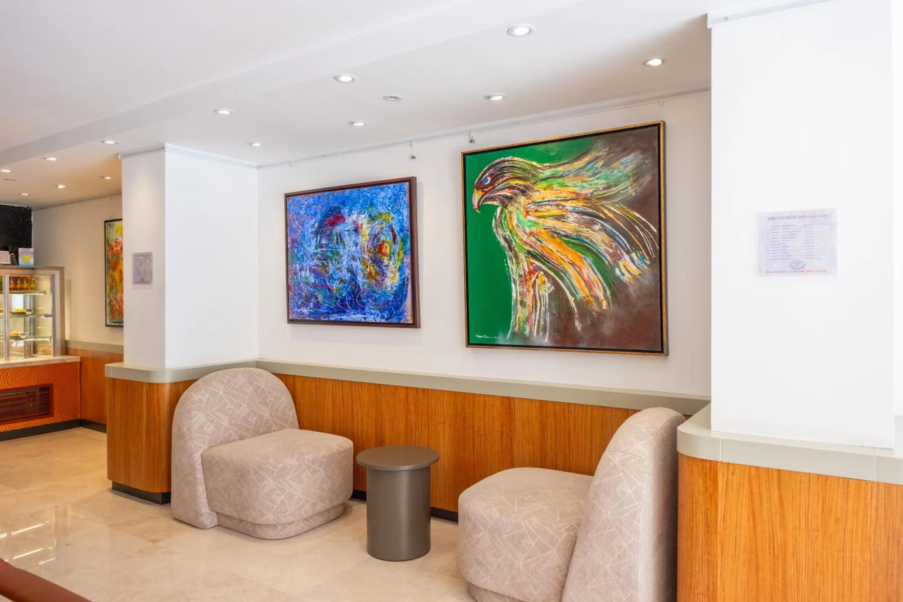 Lobby or reception in Best Western Plus Khan Hotel