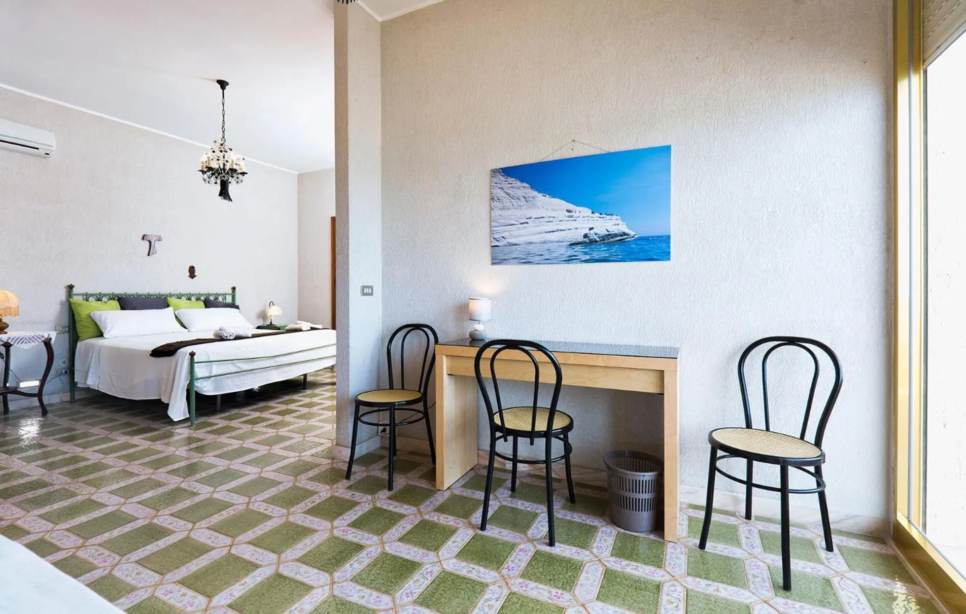 Photo of the whole room, Bed in L'Onda