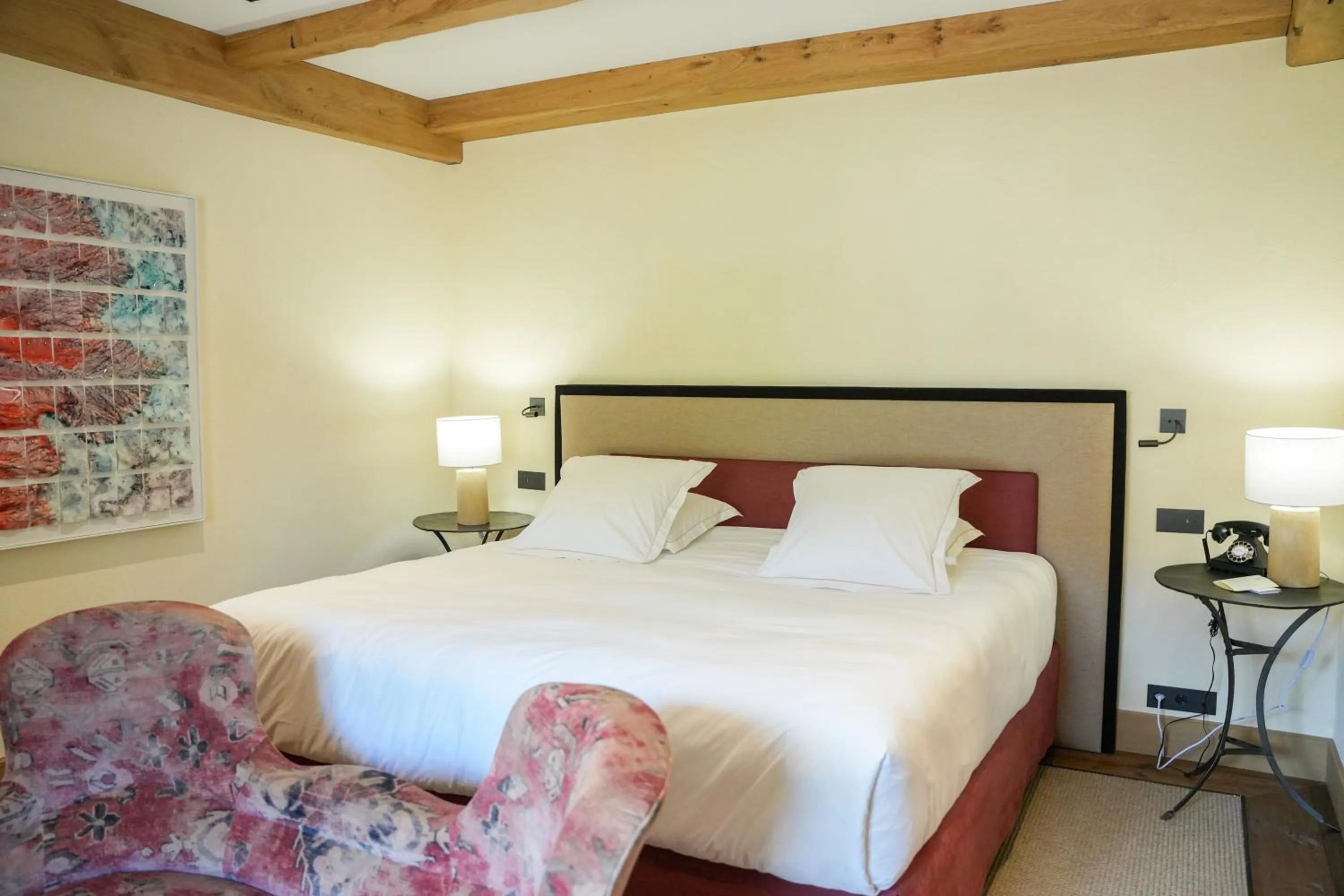 Bedroom, Bed in Hostellerie De Levernois