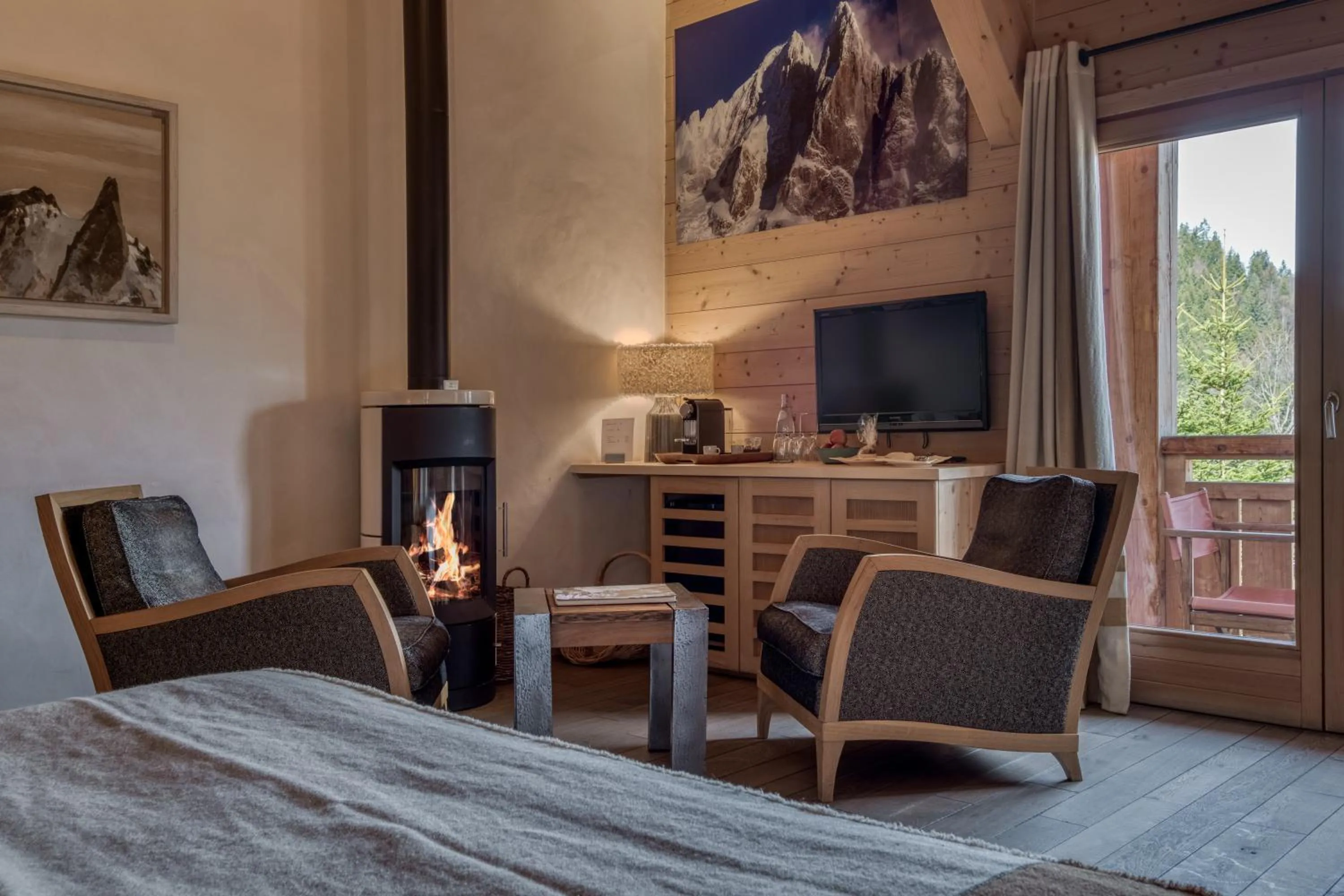 TV and multimedia in Flocons de Sel - Relais & Chateaux