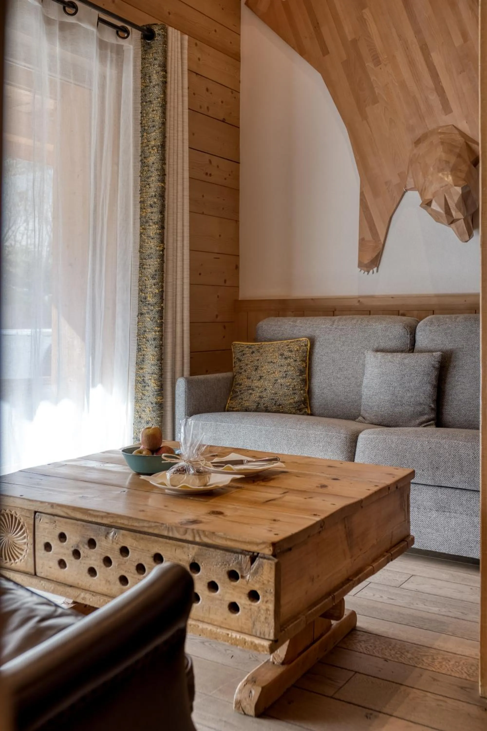 Living room in Flocons de Sel - Relais & Chateaux