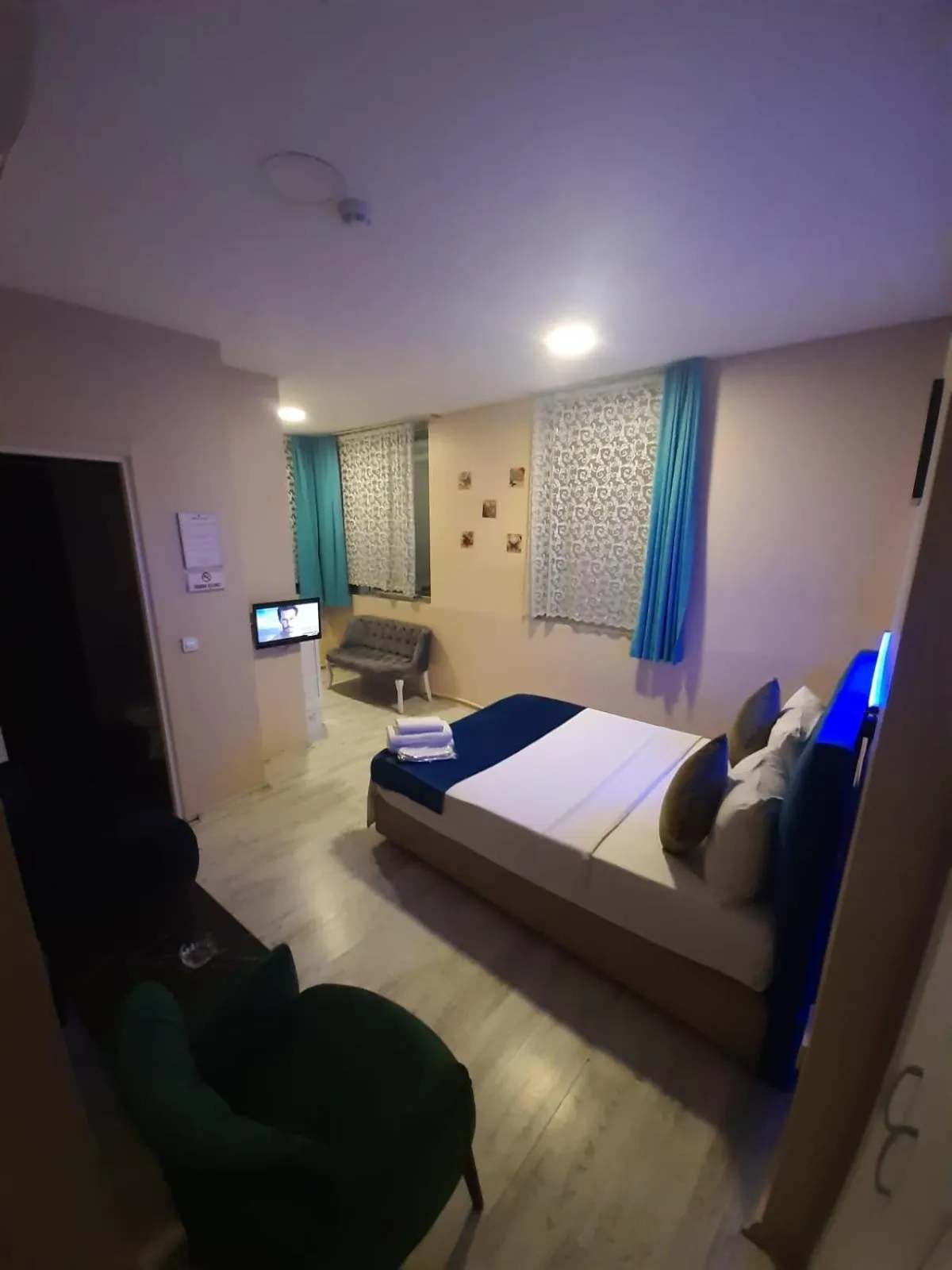 Massage, Bed in 216 Turkuaz Suit