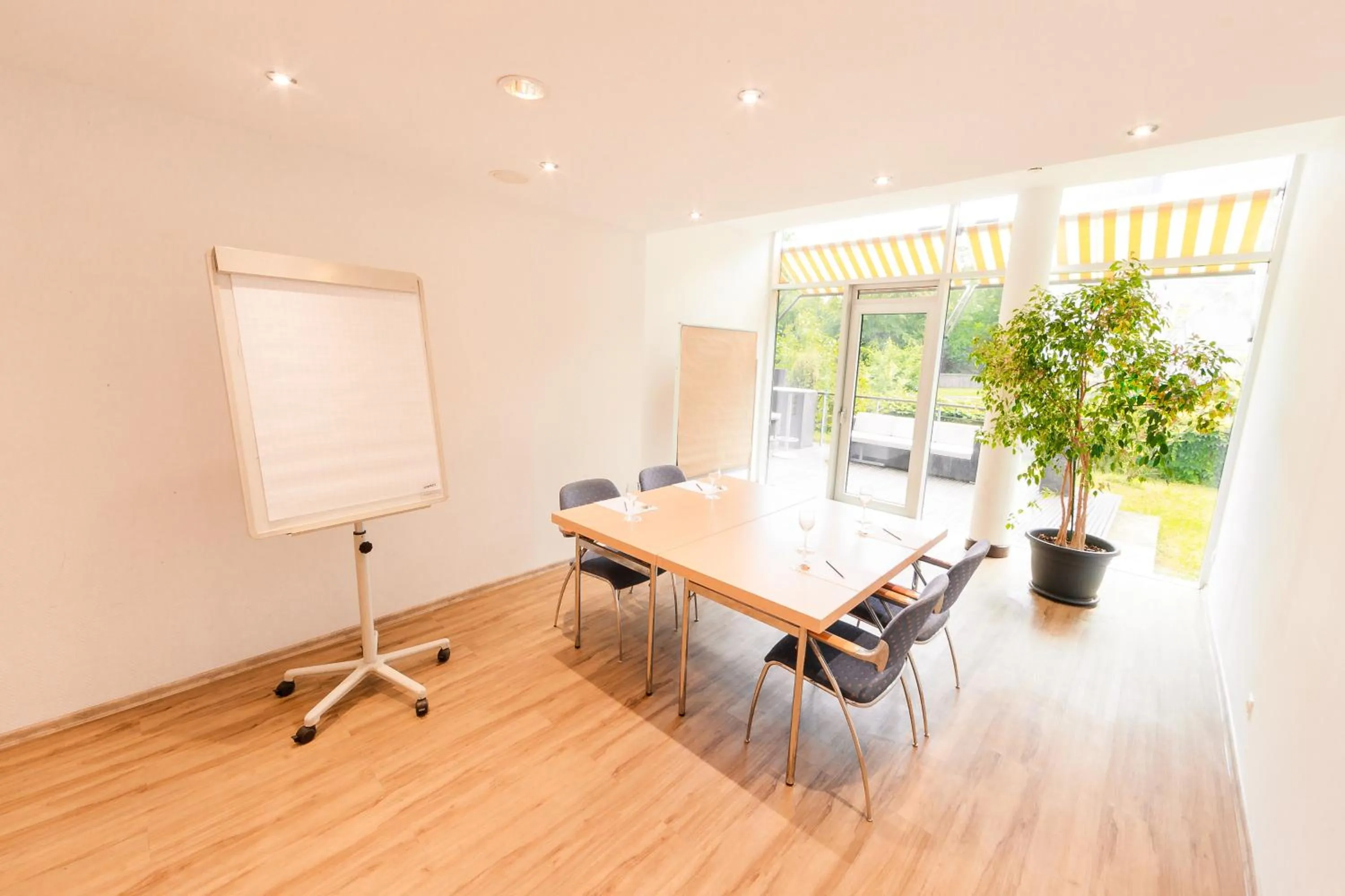 Meeting/conference room in PLAZA INN Stuttgart-Ditzingen