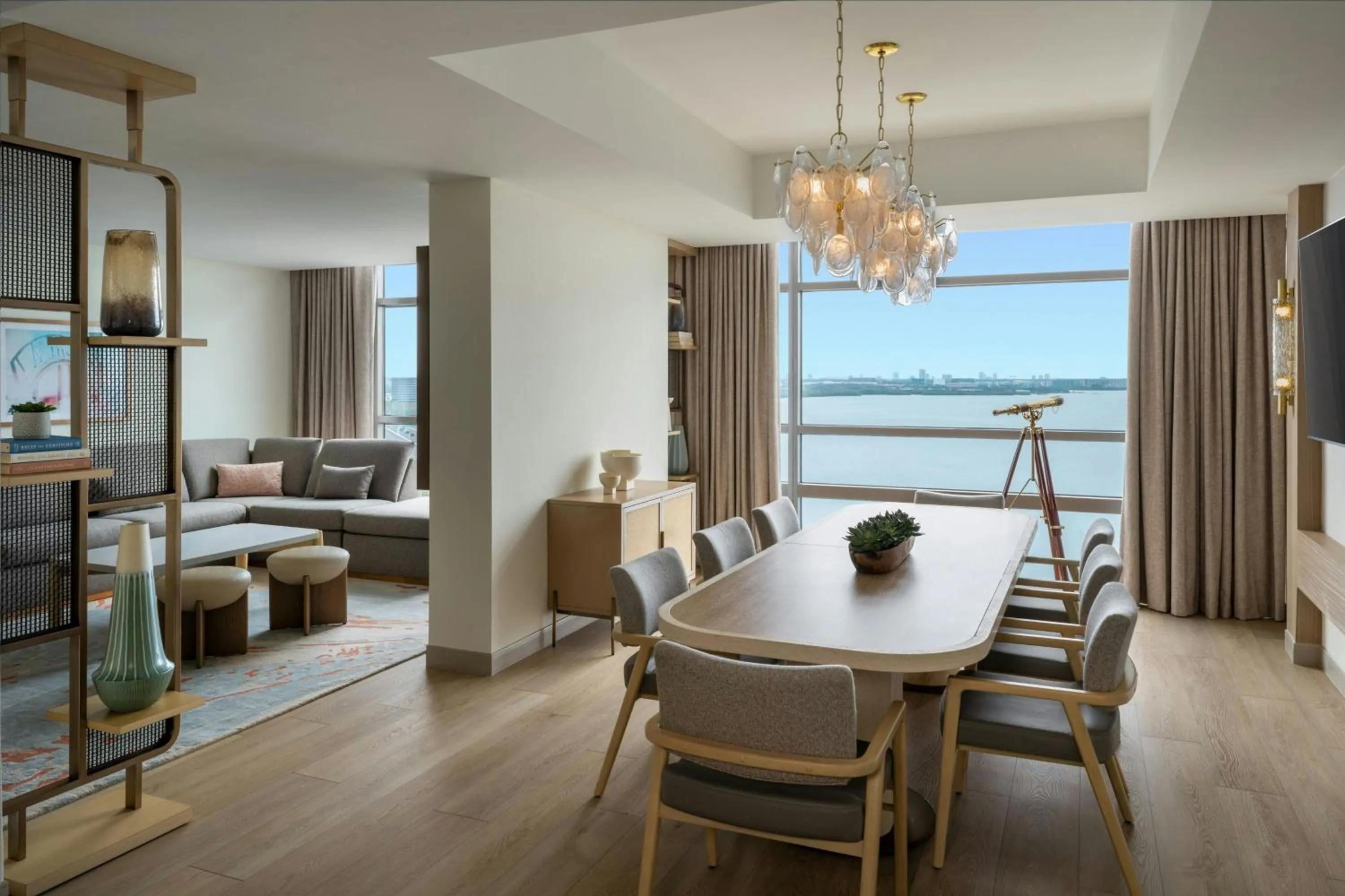 Photo of the whole room in The Westin Tampa Bay