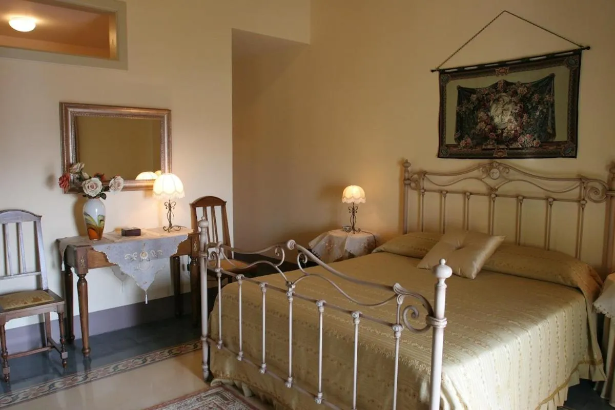 Bed in B&B Palazzo Gambino