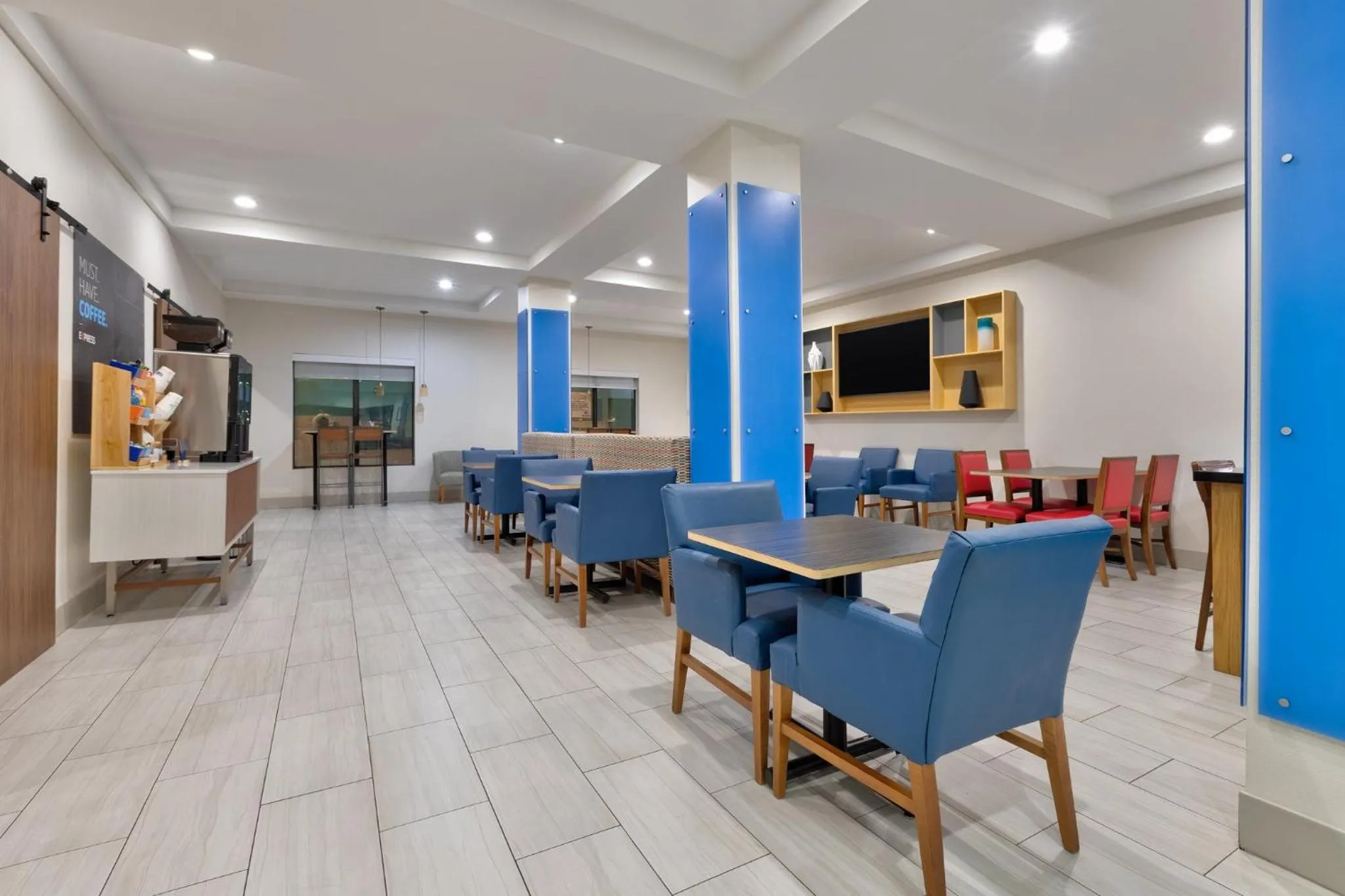 Breakfast in Holiday Inn Express Hotel & Suites Amarillo South by IHG