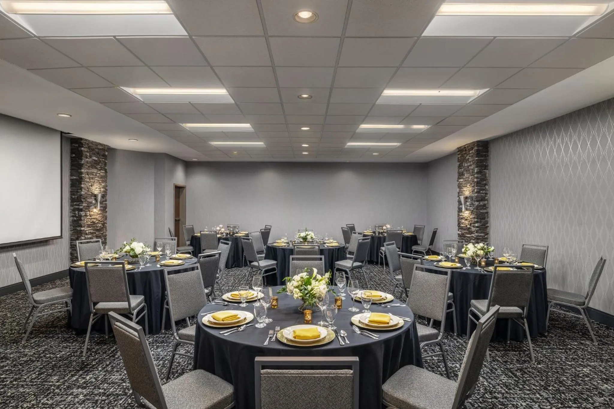 Meeting/conference room in Holiday Inn Coralville - Iowa City by IHG