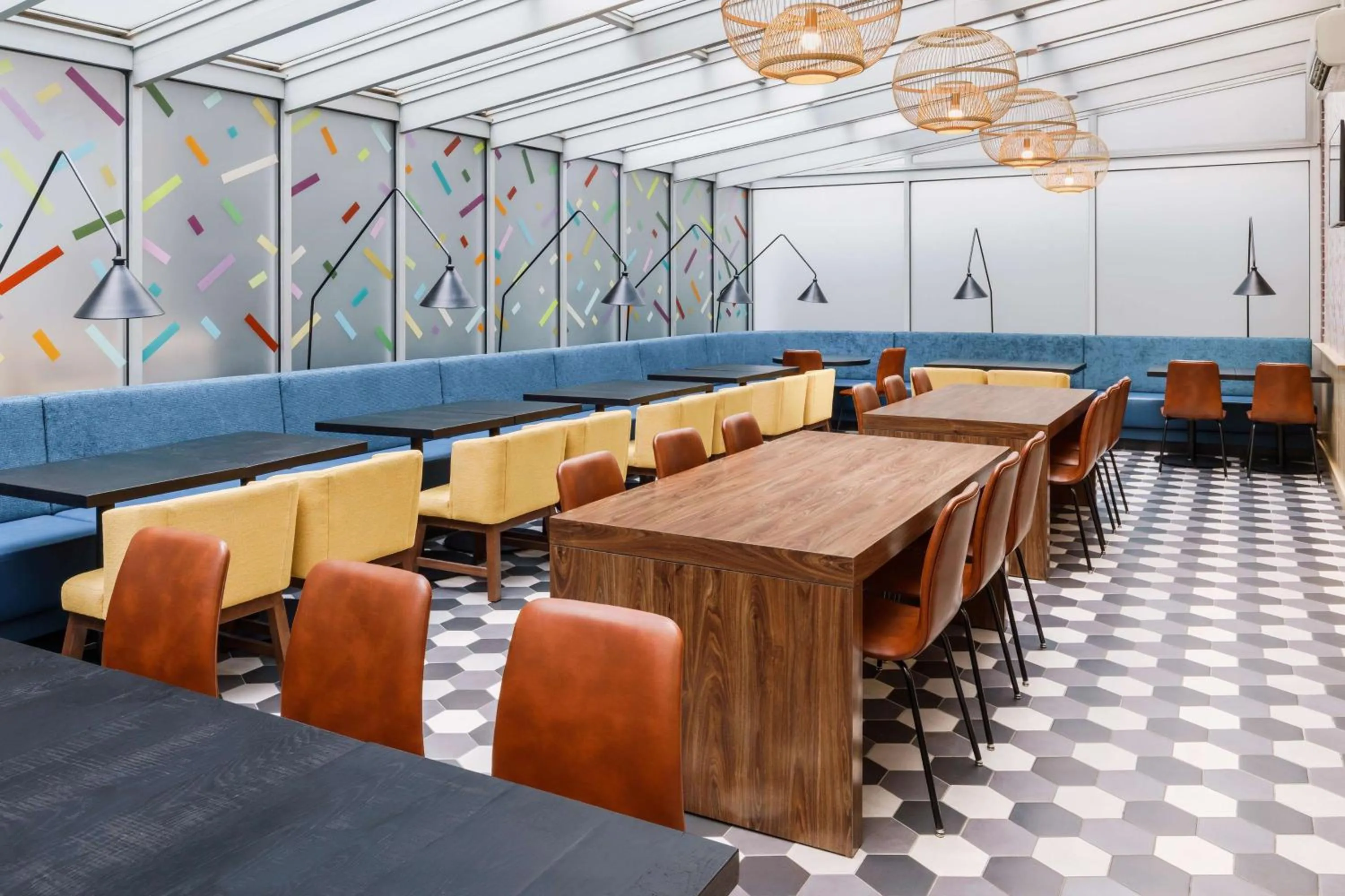 Restaurant/places to eat in Hampton Inn Manhattan-35th St Empire State Bldg