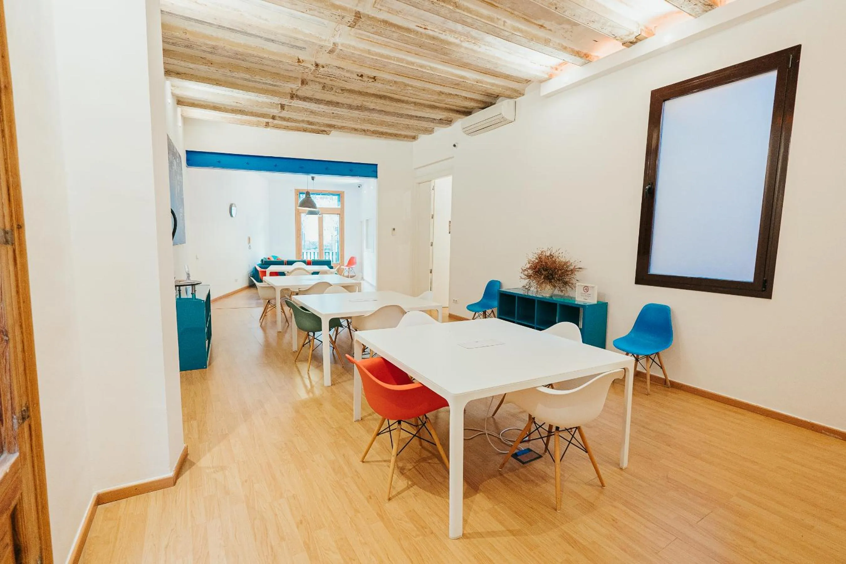 Business facilities in Ramblas Apartments