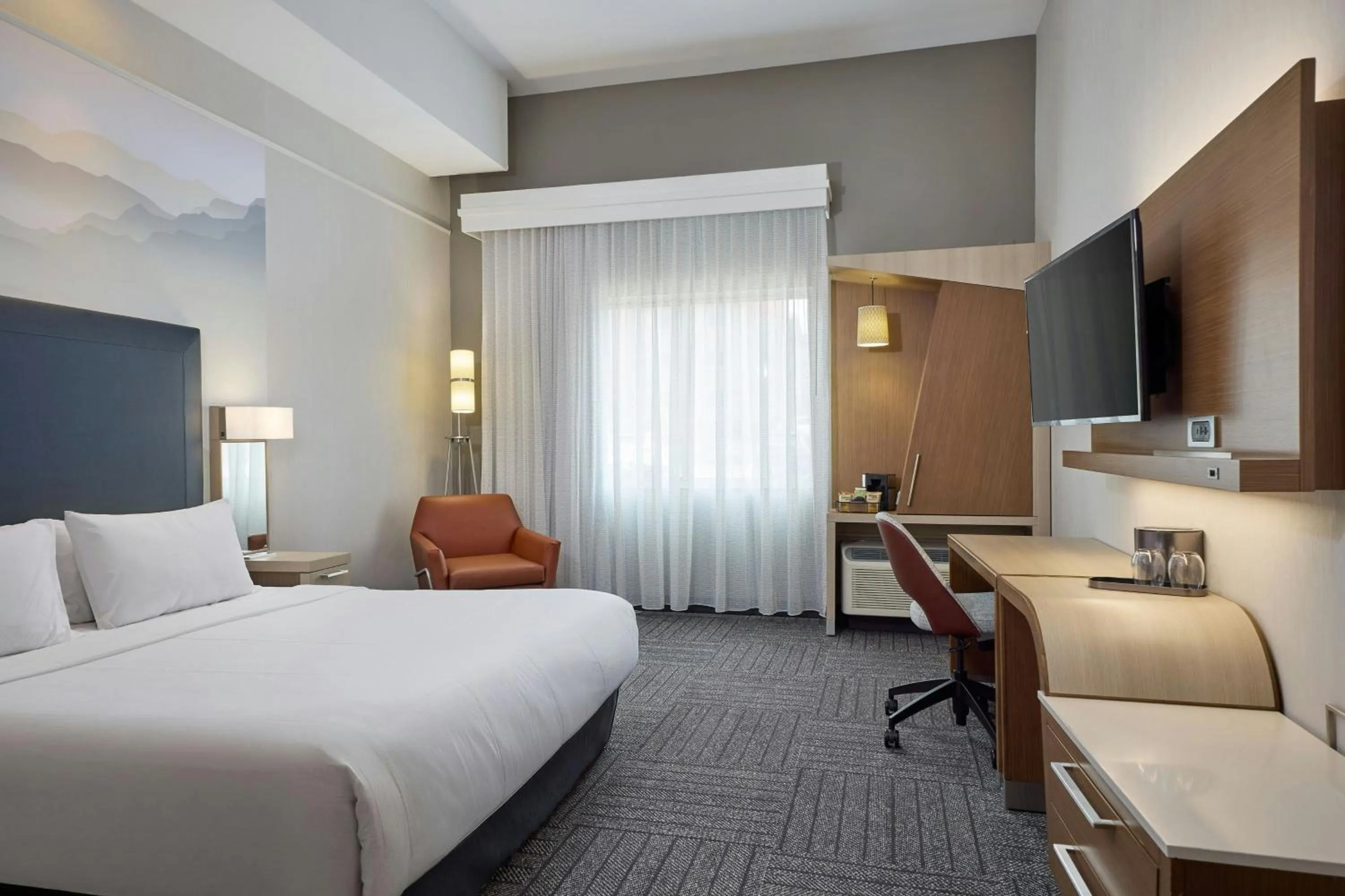 Photo of the whole room, Bed in Courtyard by Marriott Denver Southwest/Littleton