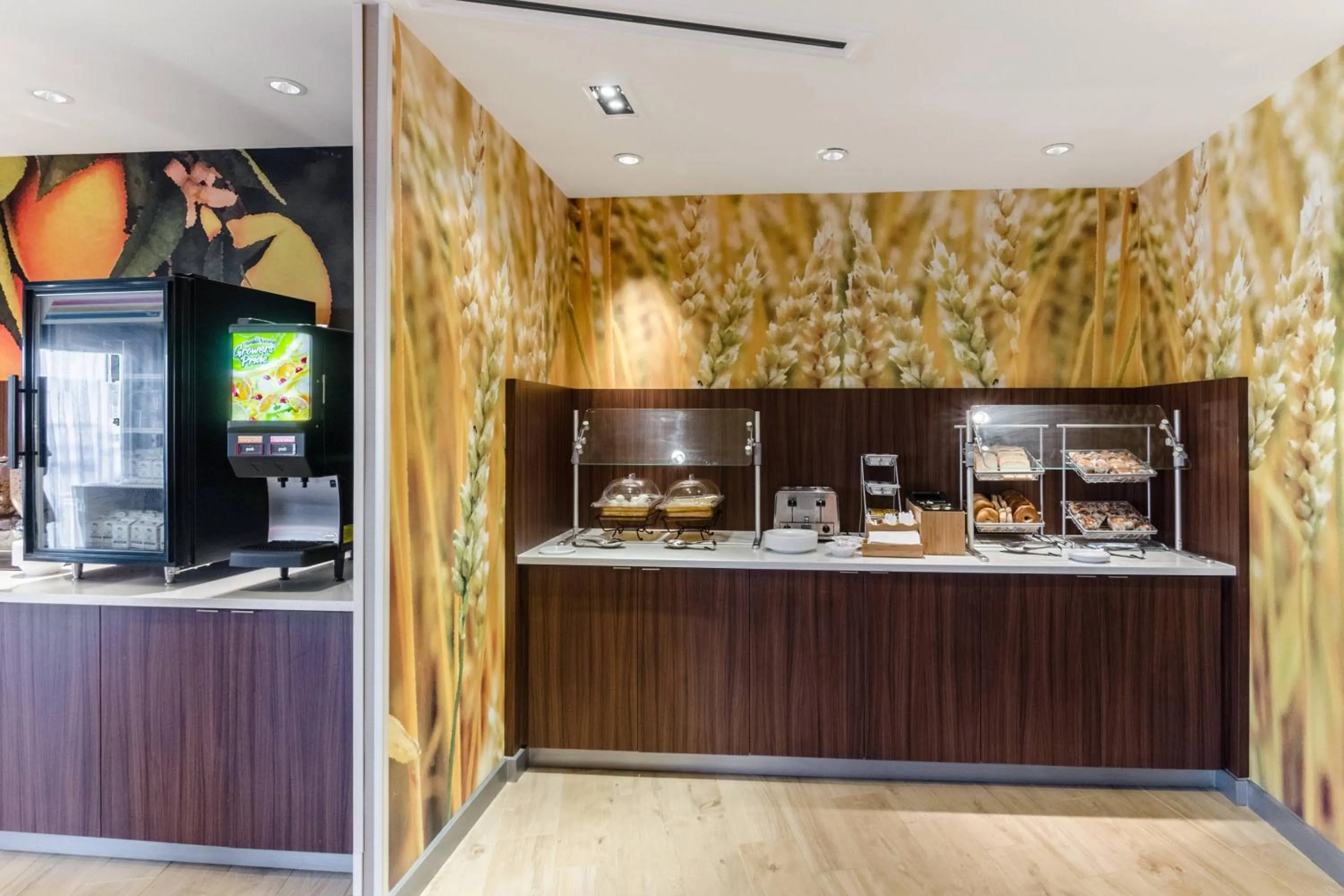 Breakfast in Fairfield Inn & Suites by Marriott Panama City Beach