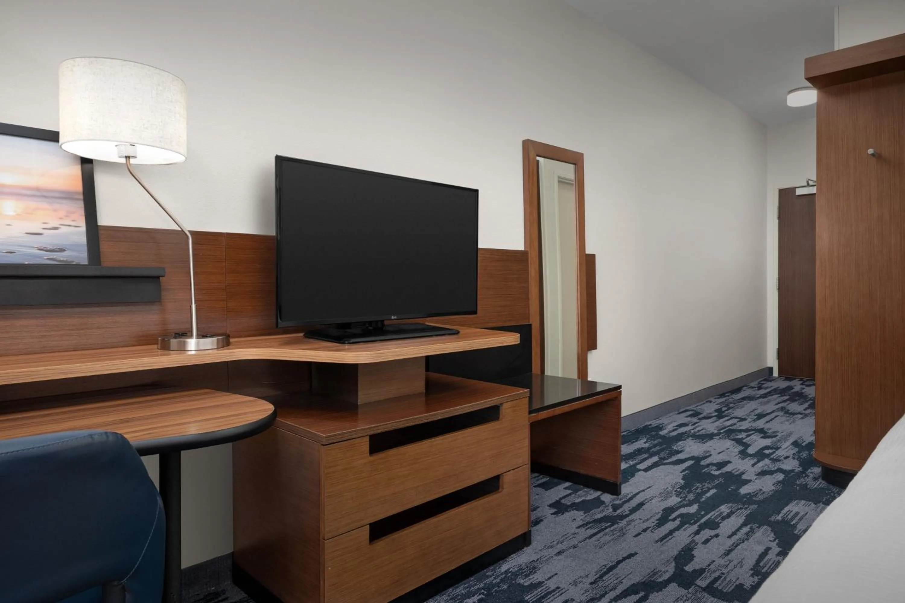 Photo of the whole room, Bed in Fairfield Inn & Suites by Marriott Panama City Beach