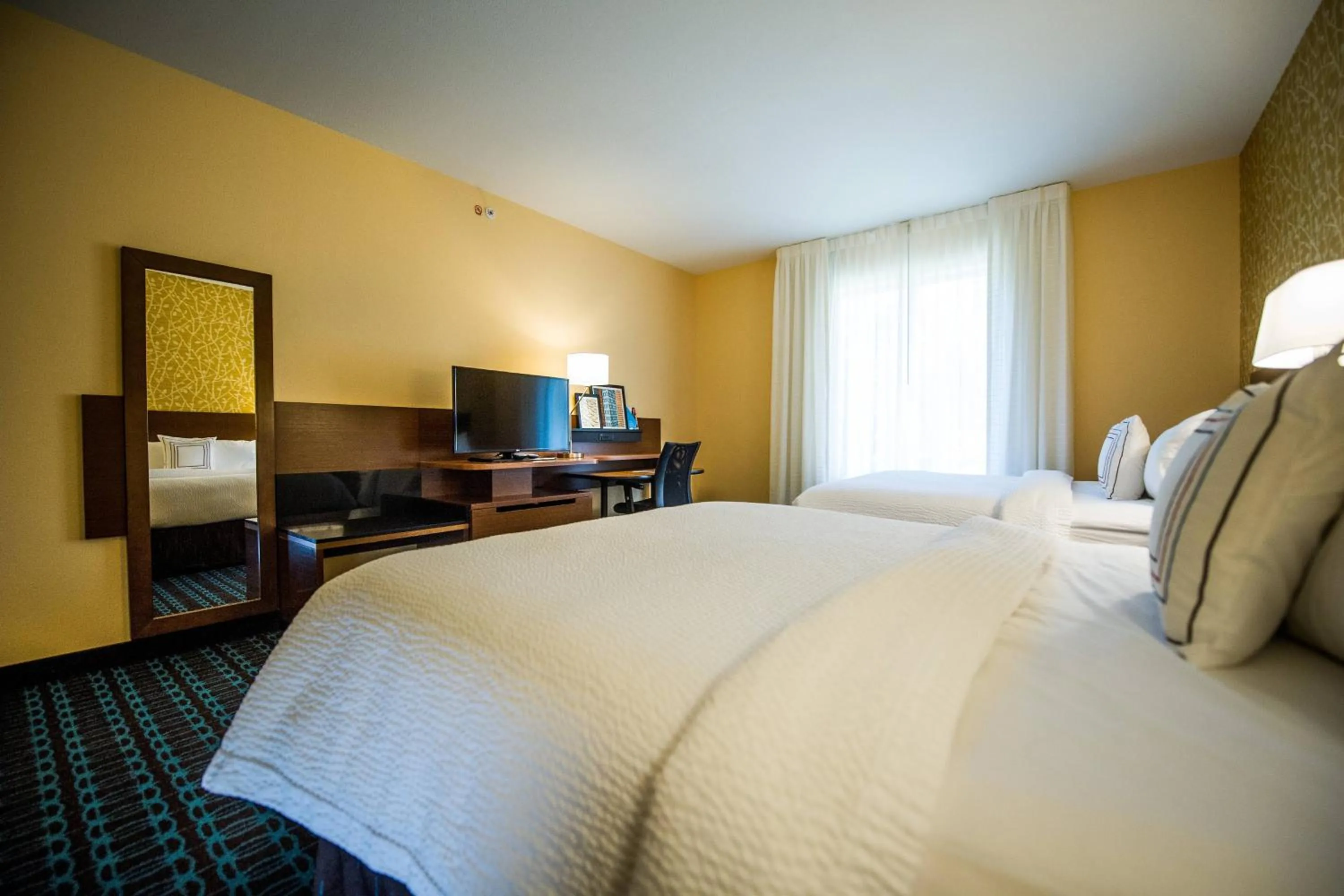 Bedroom, Bed in Fairfield by Marriott Cambridge