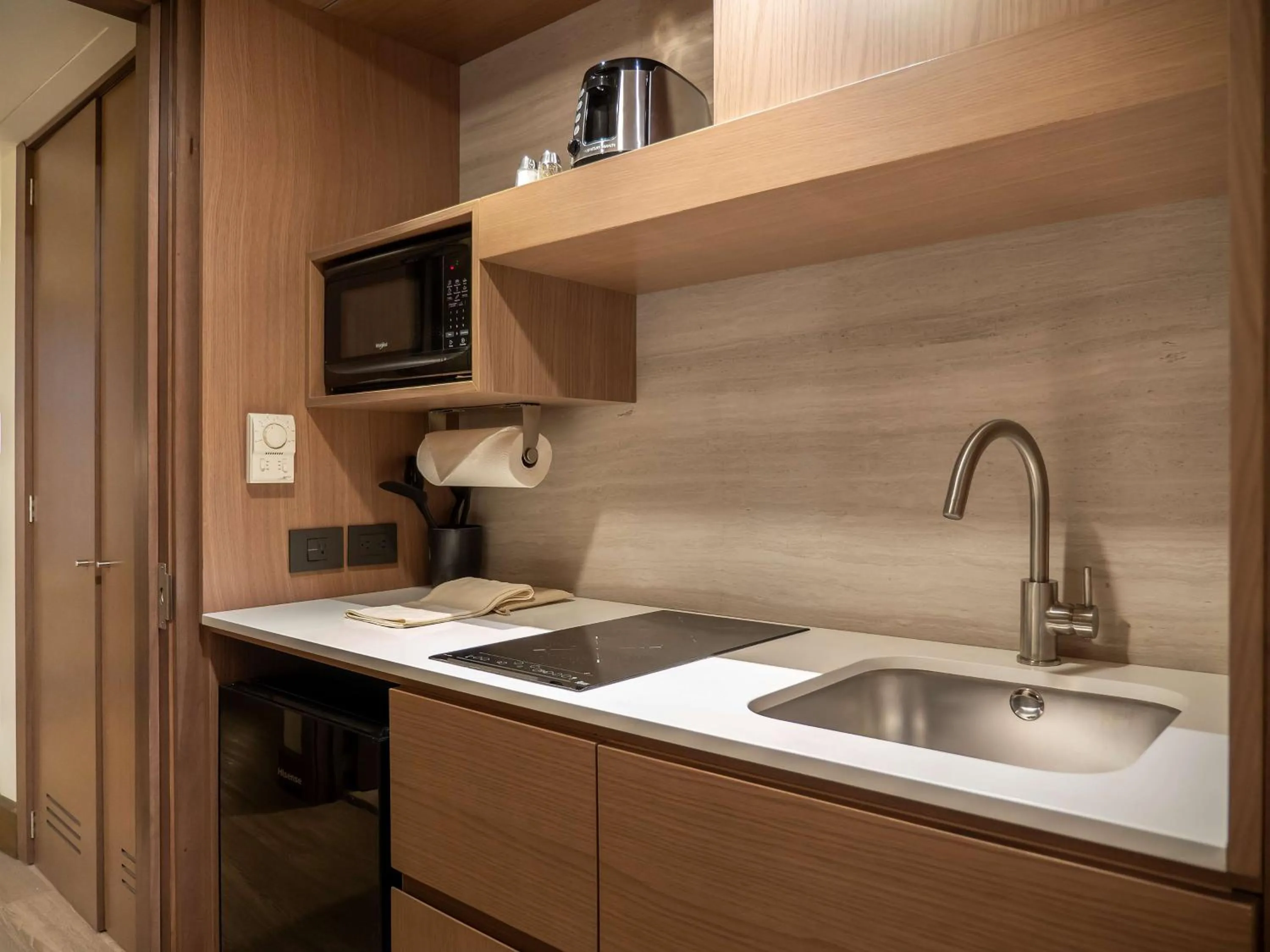 Photo of the whole room in MS Milenium Monterrey Curio Collection by Hilton