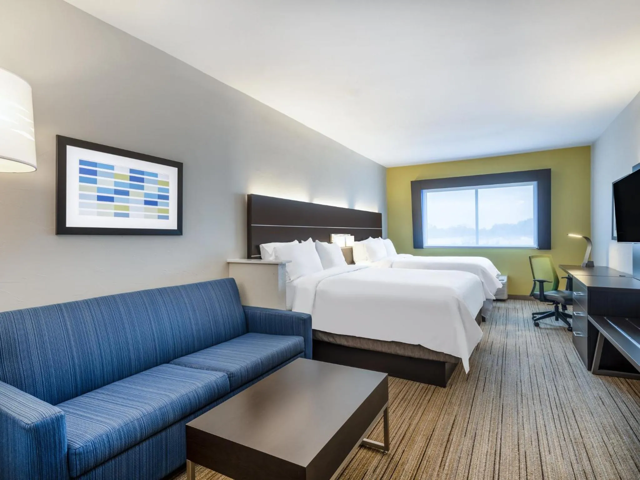 Photo of the whole room, Bed in Holiday Inn Express Hotel & Suites Beaumont Northwest by IHG