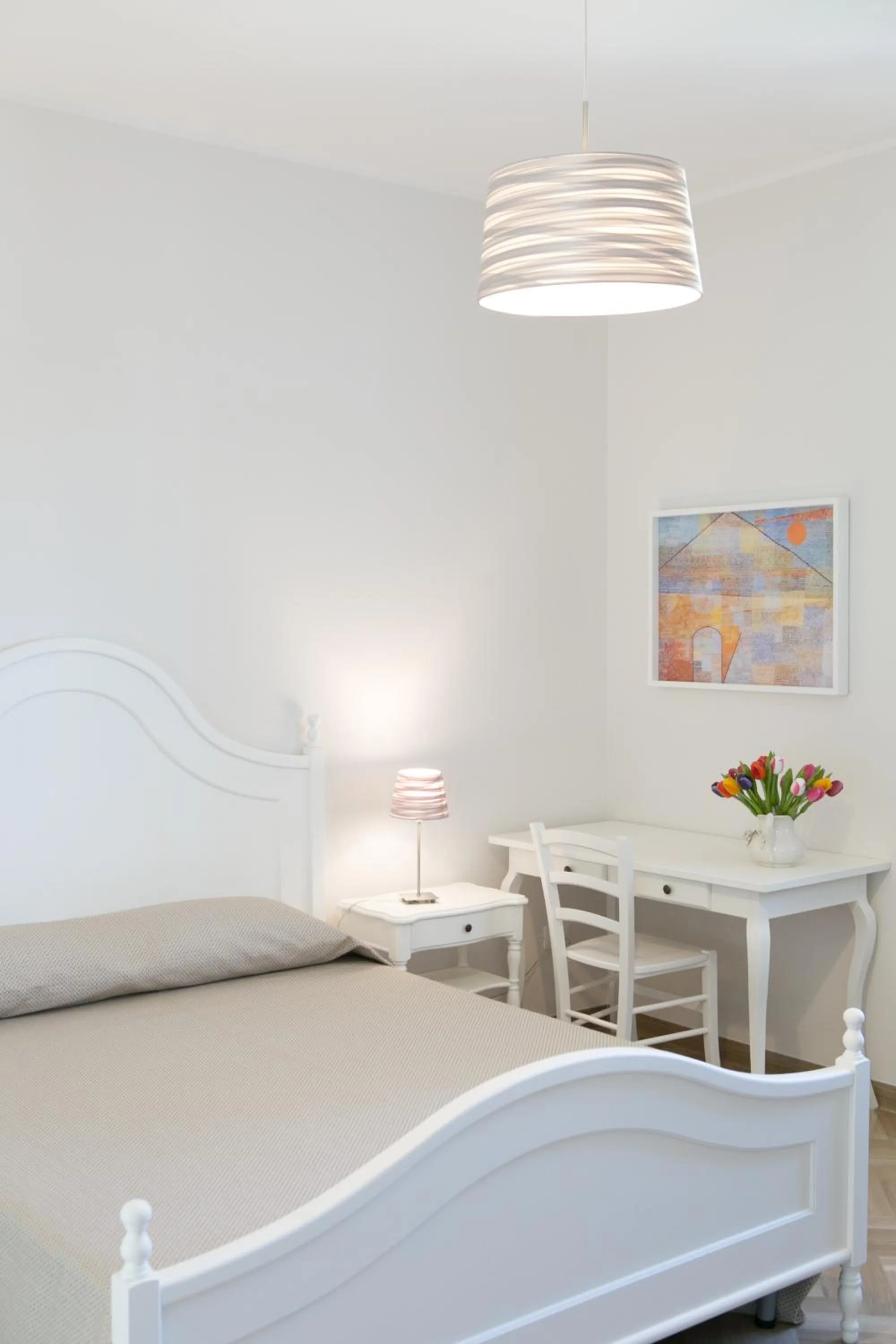 Photo of the whole room, Bed in Le Duchesse