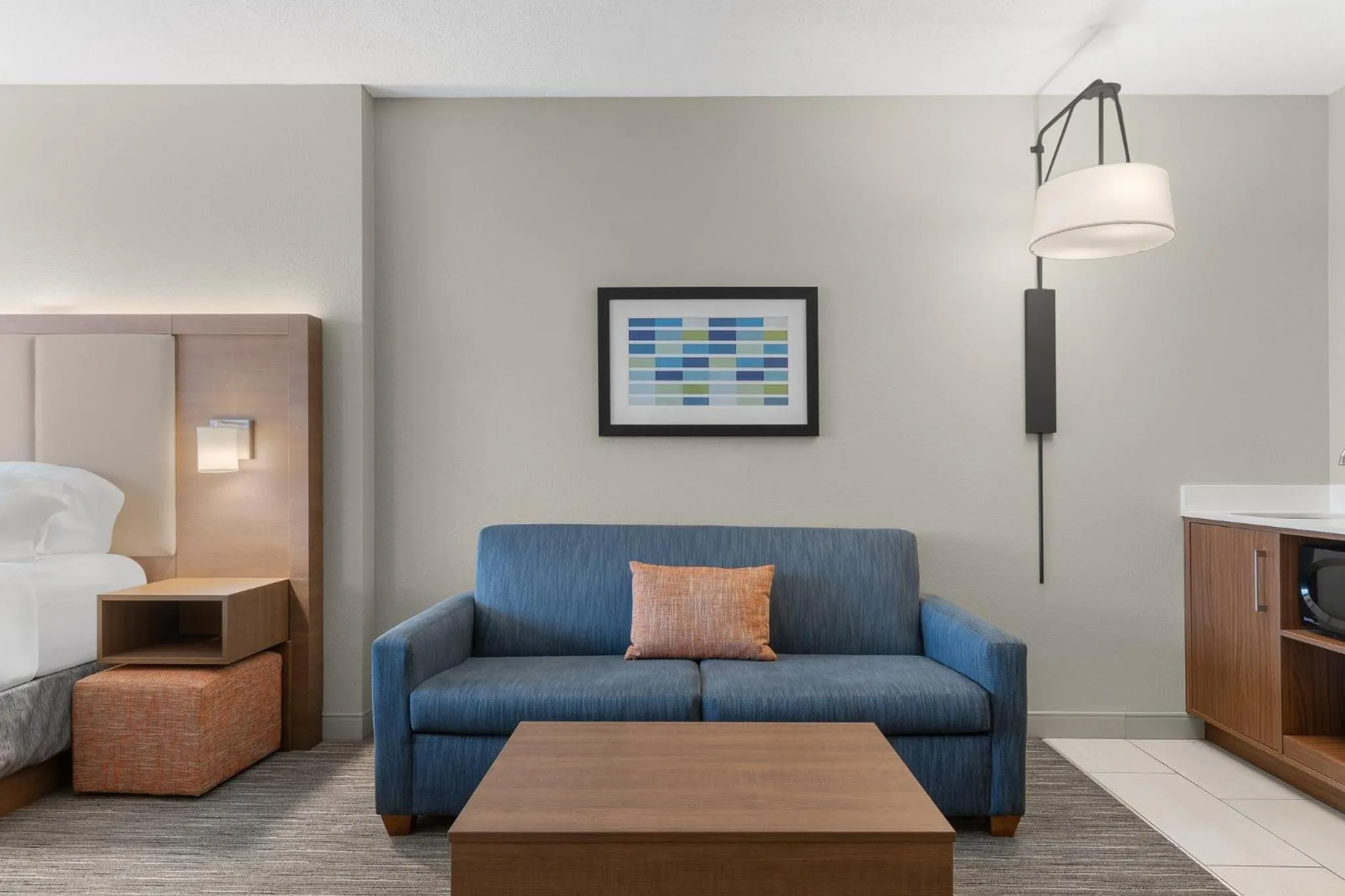 Photo of the whole room, Bed in Holiday Inn Express Hotel & Suites Coralville by IHG