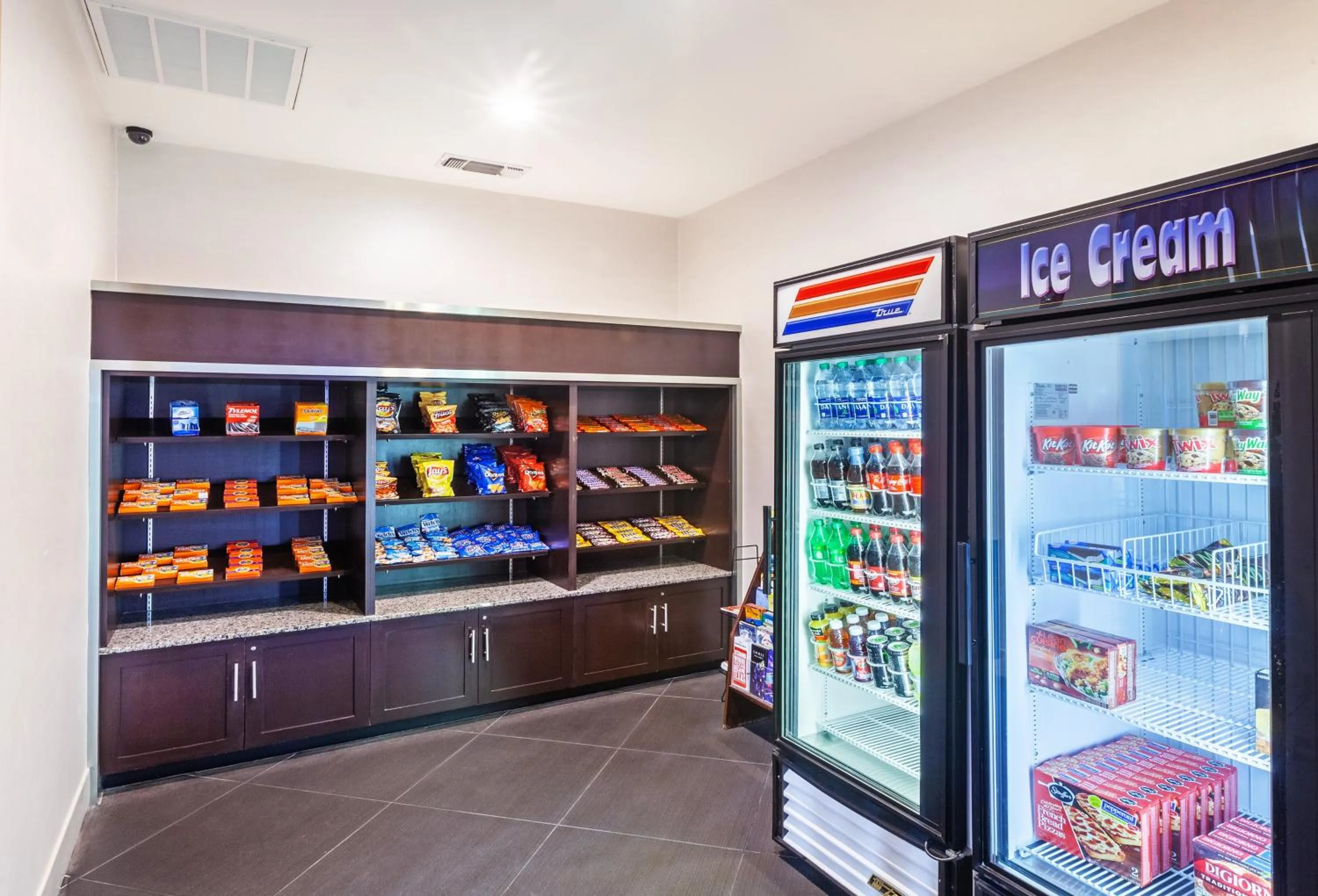 Other, Supermarket/Shops in Holiday Inn Express Hotel & Suites Port Arthur